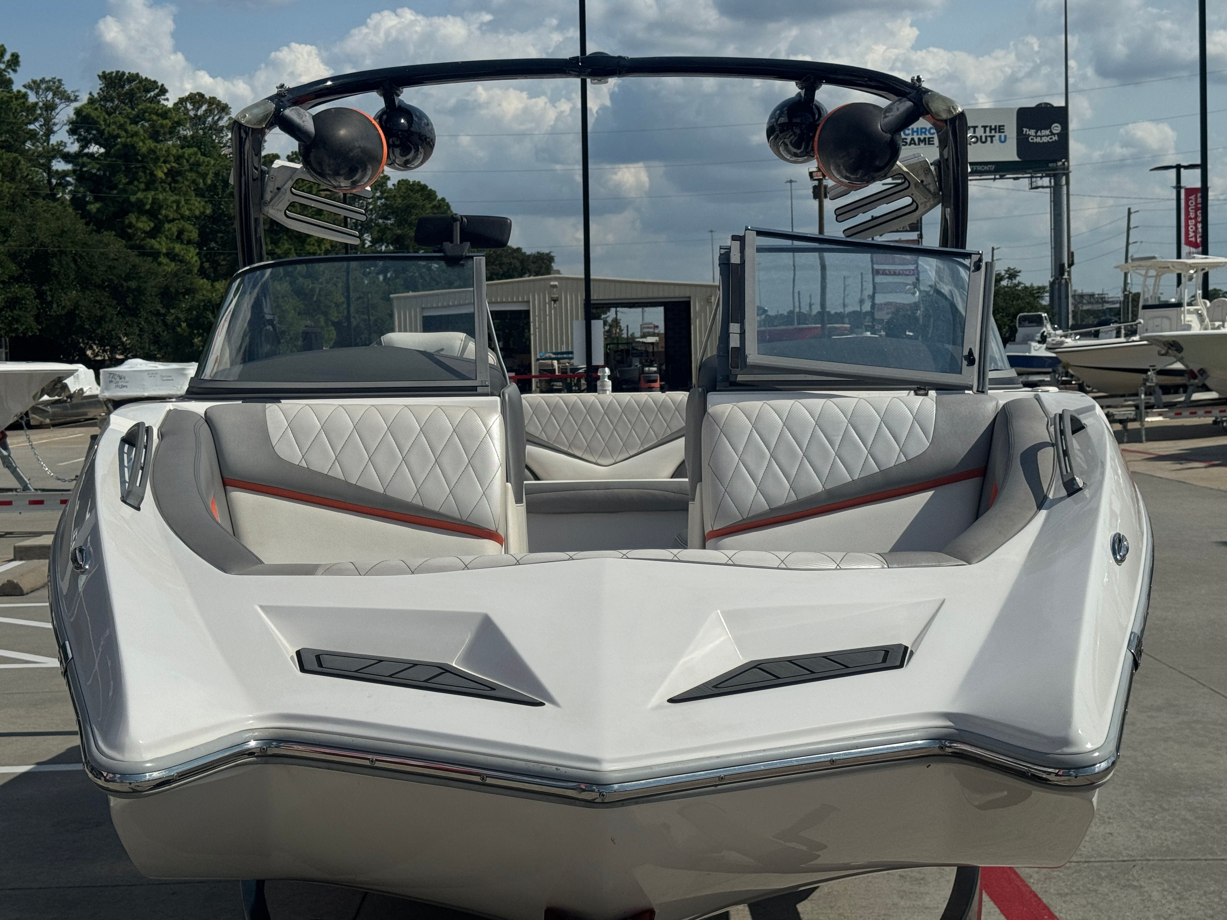 2015 Tigé RZ4 - 12