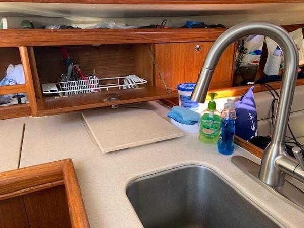 2005 Hunter 33 - 10