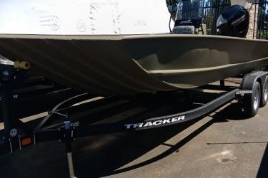 2026 Tracker Grizzly 2072 CC