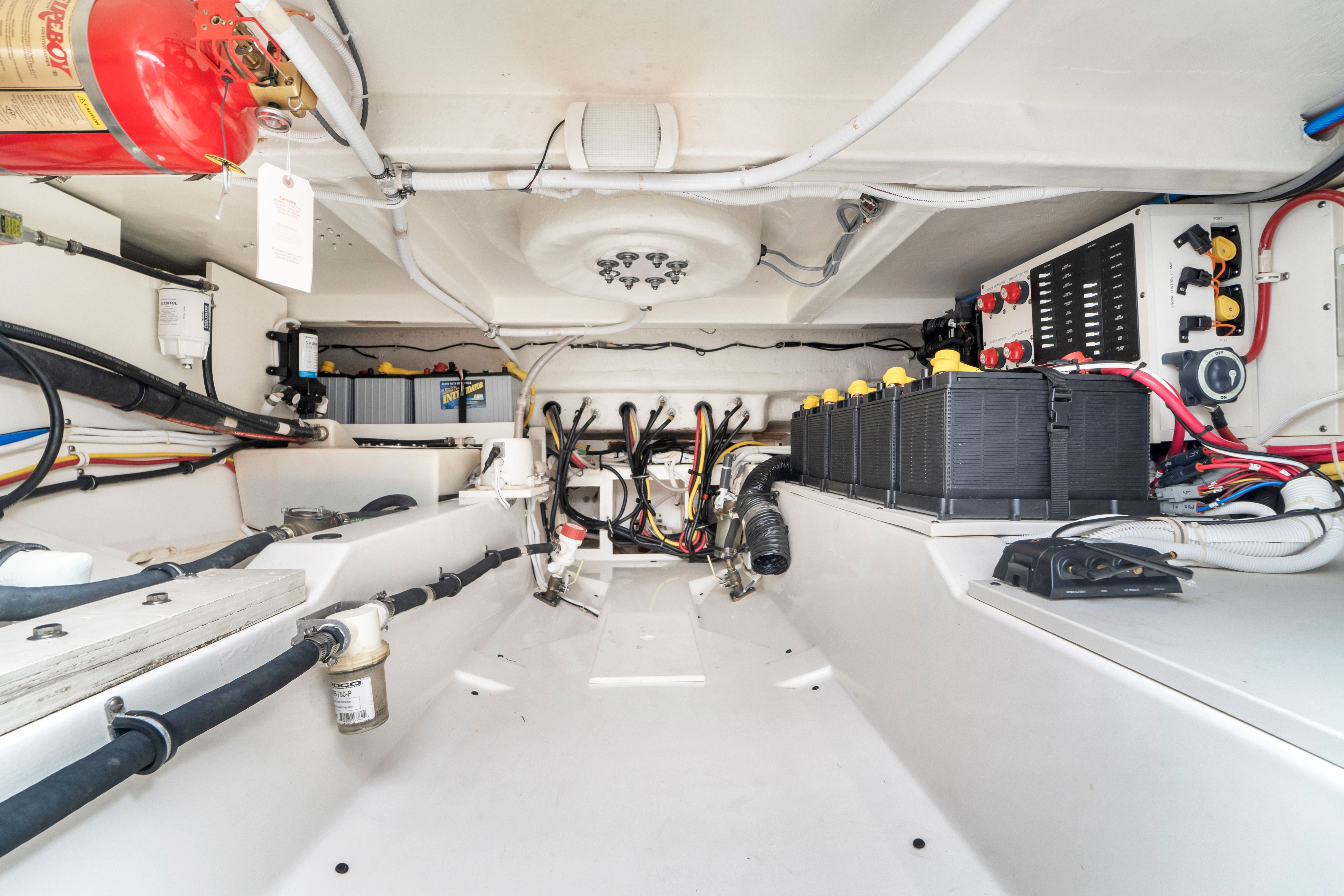 2023 Tiara Yachts 38 LS - 54