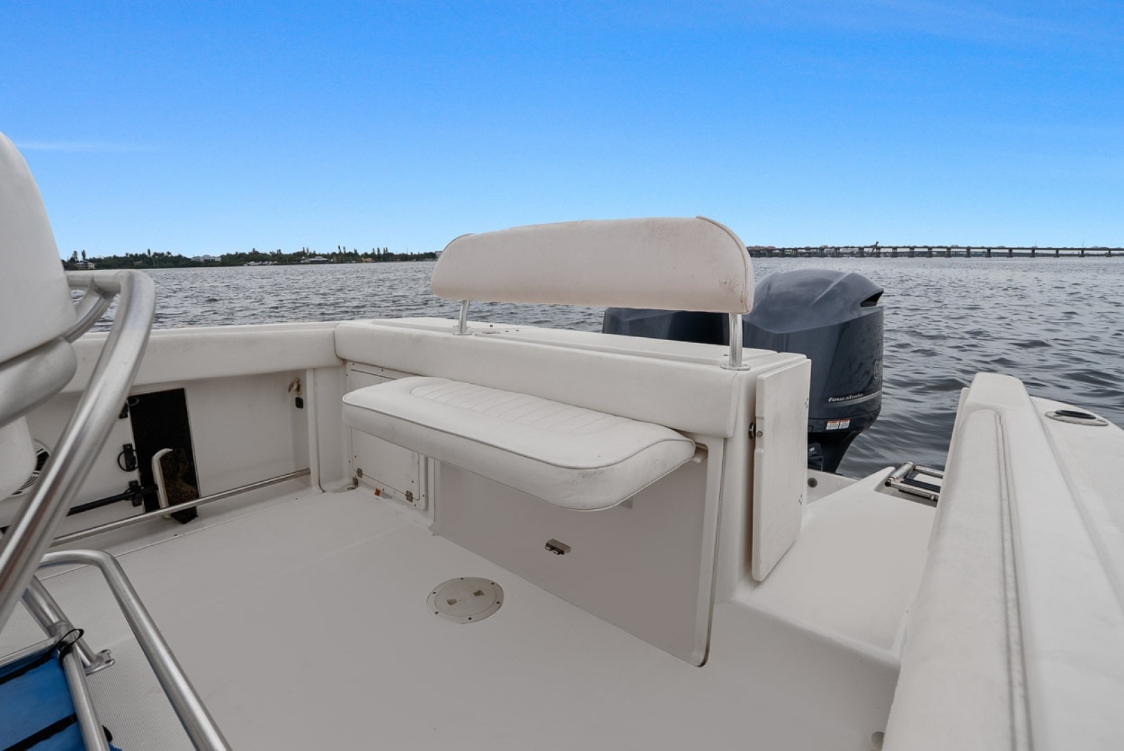2013 Robalo R260 - Image 19