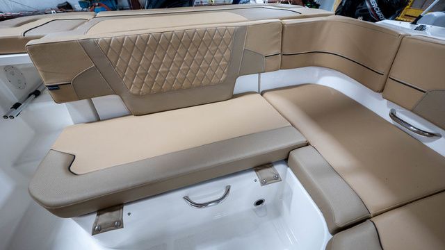 2024 Bayliner VR5 Bowrider OB - 13