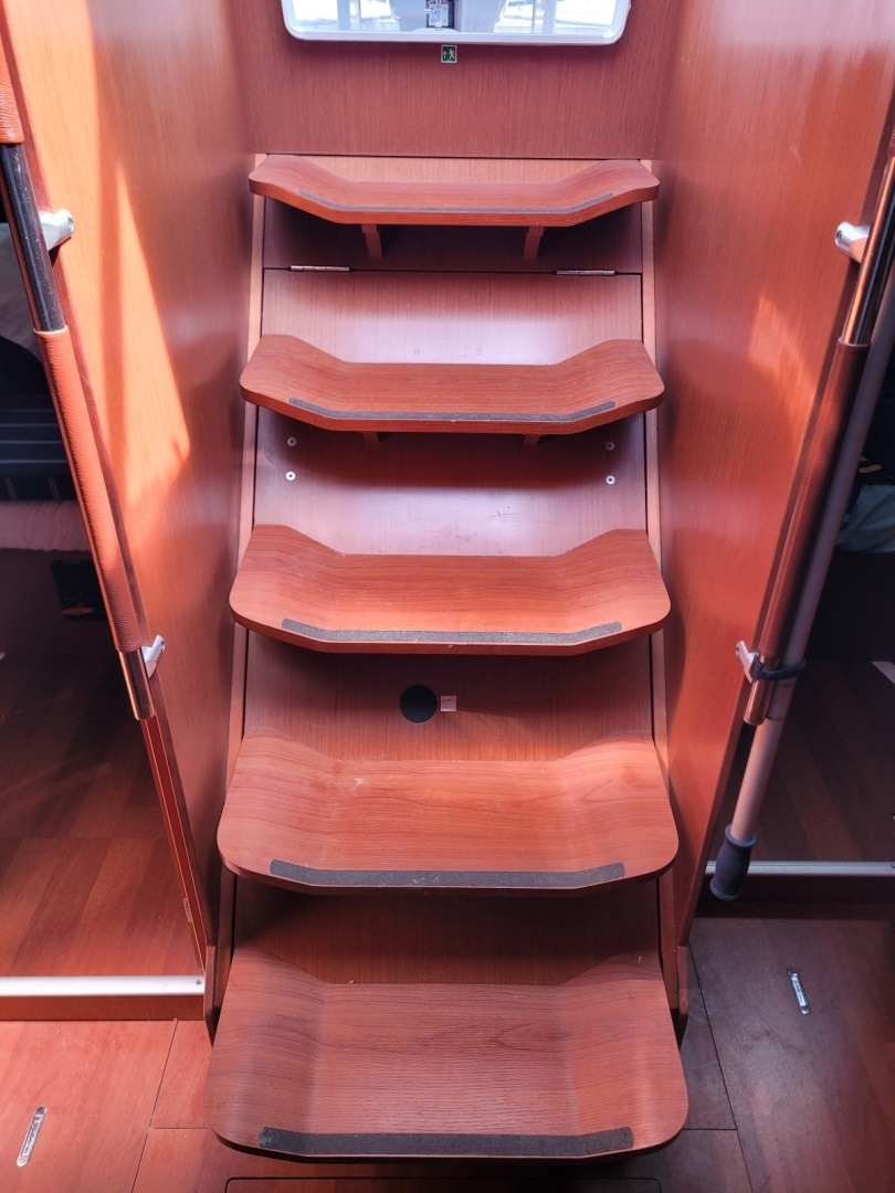 2015 Beneteau Oceanis 45 - Image 33
