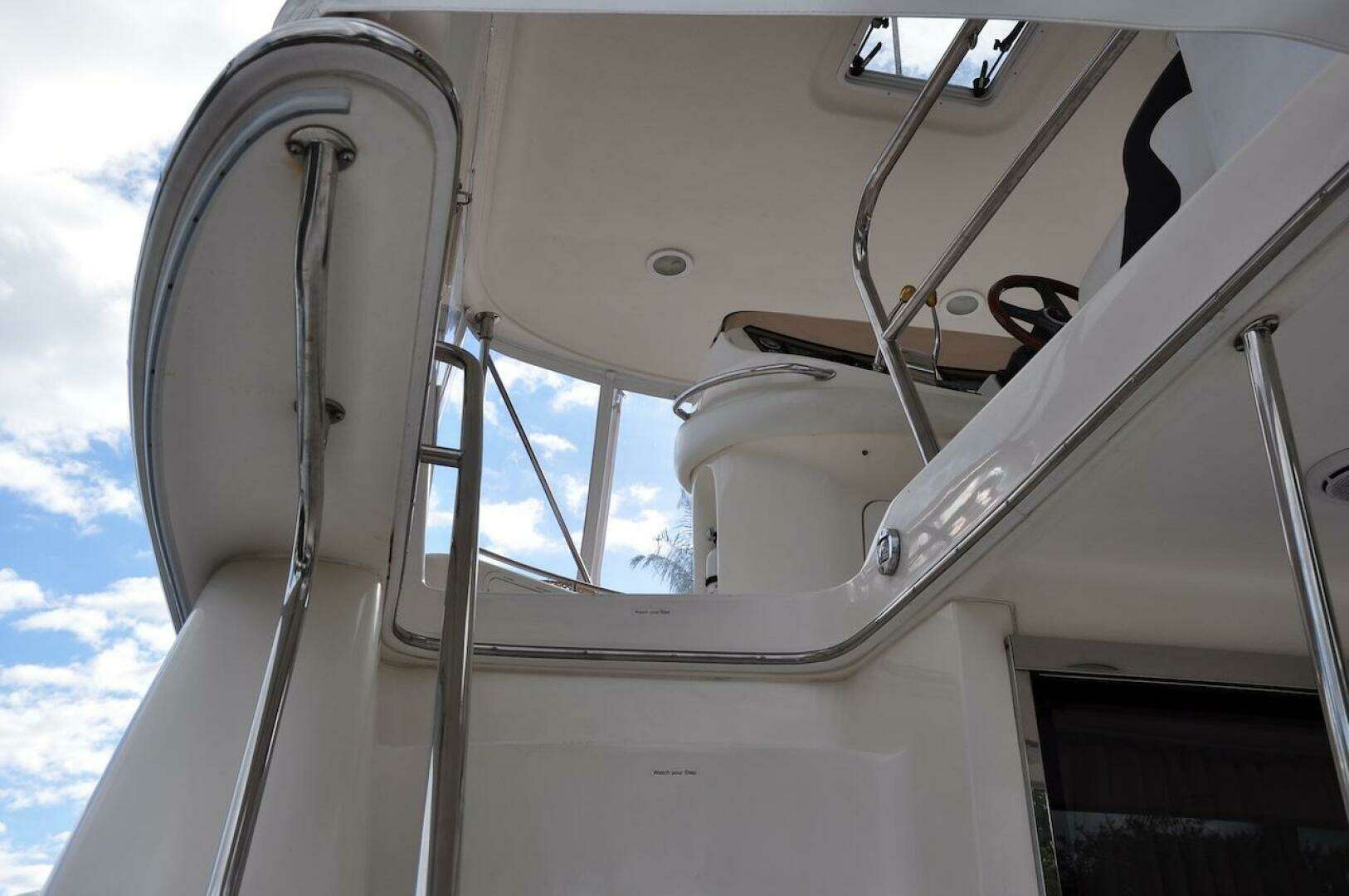 1998 Sea Ray 480 Sedan Bridge - Image 37