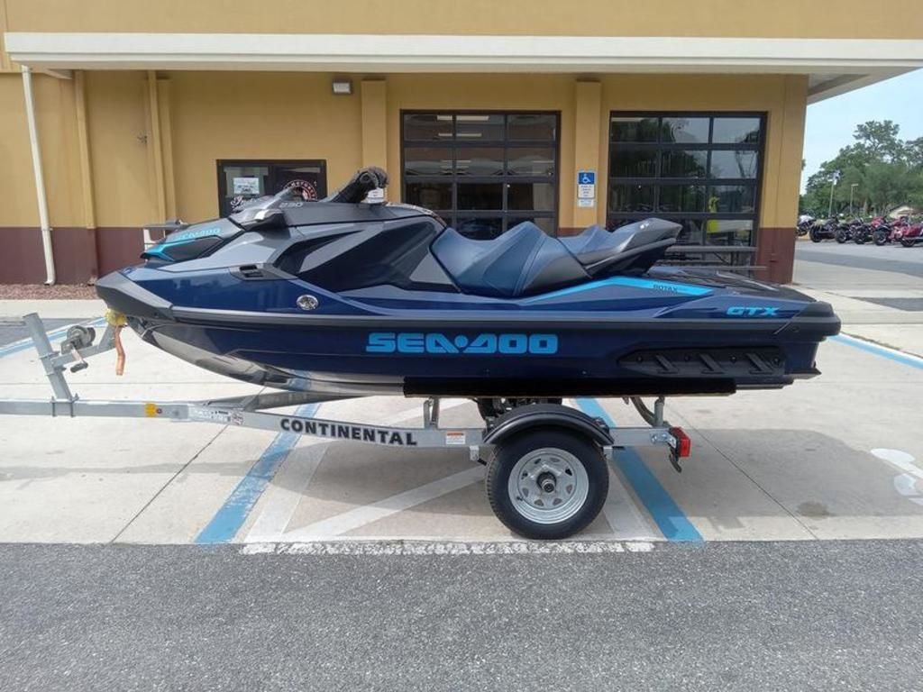 2026 Sea-Doo GTX 230