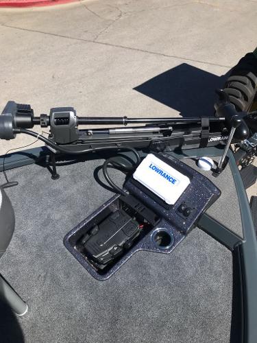 Ranger ALPHA 208 boat with Lowrance equipment, 2025 model, featuring advanced navigation technology.