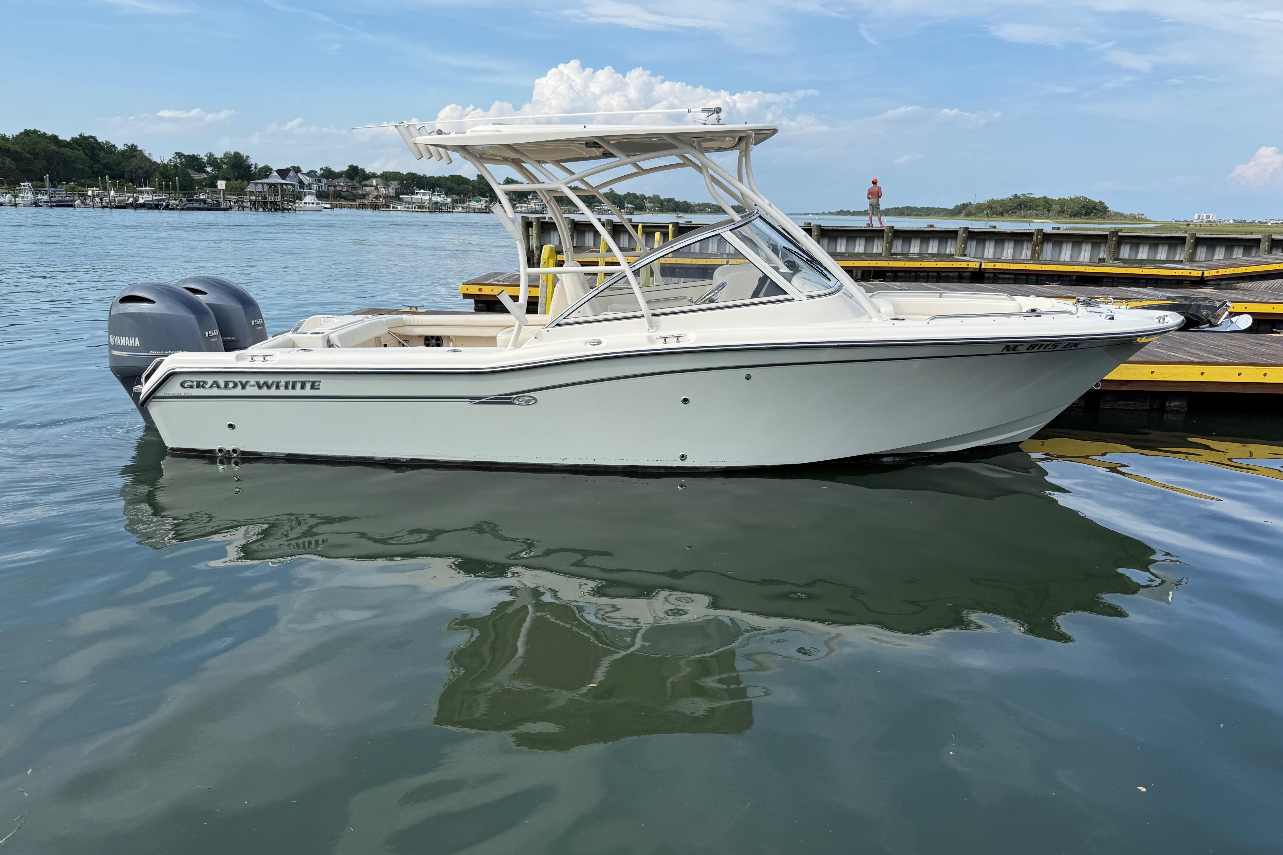 2019 Grady-White Freedom 255