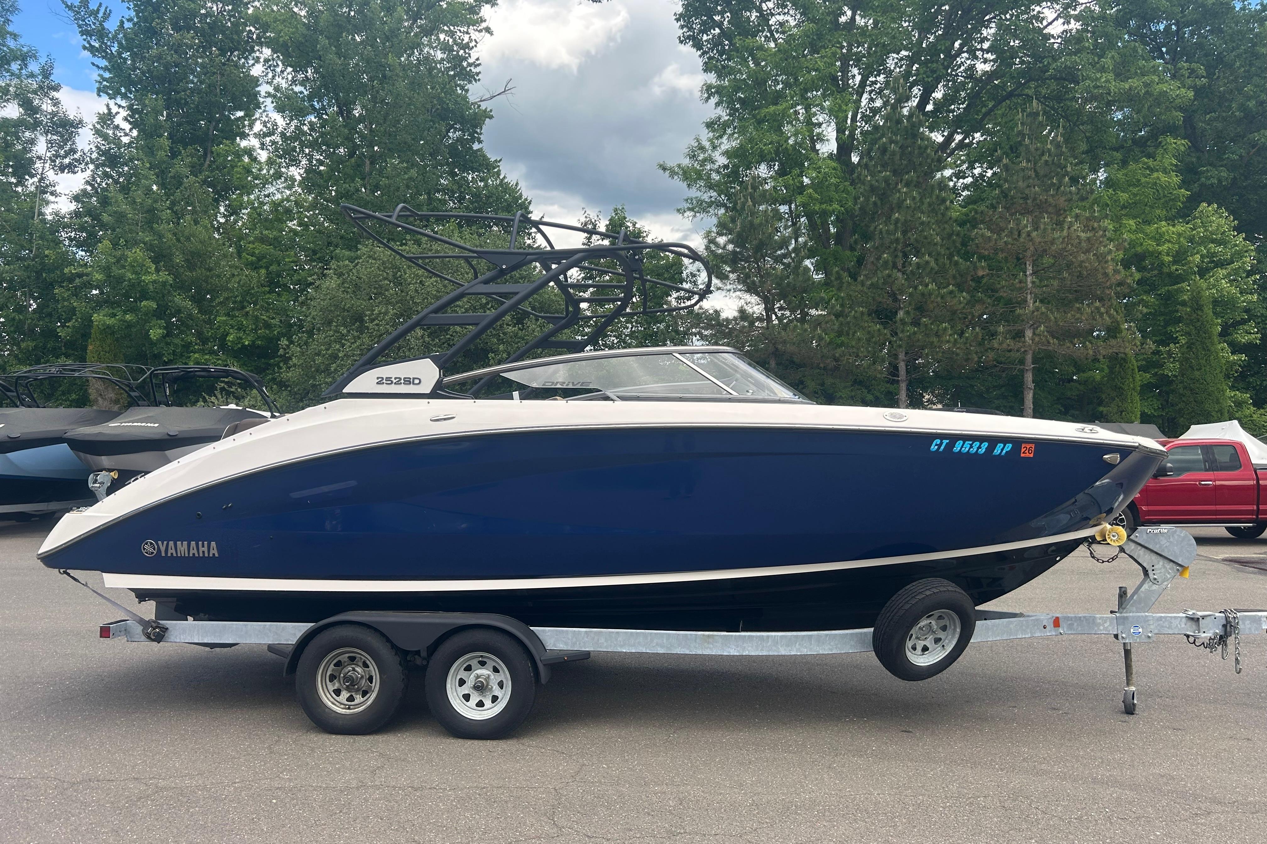 2021 Yamaha Boats 252SD