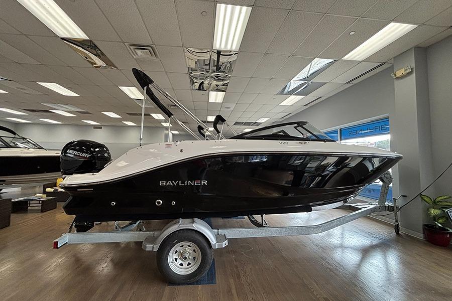 2026 Bayliner V20
