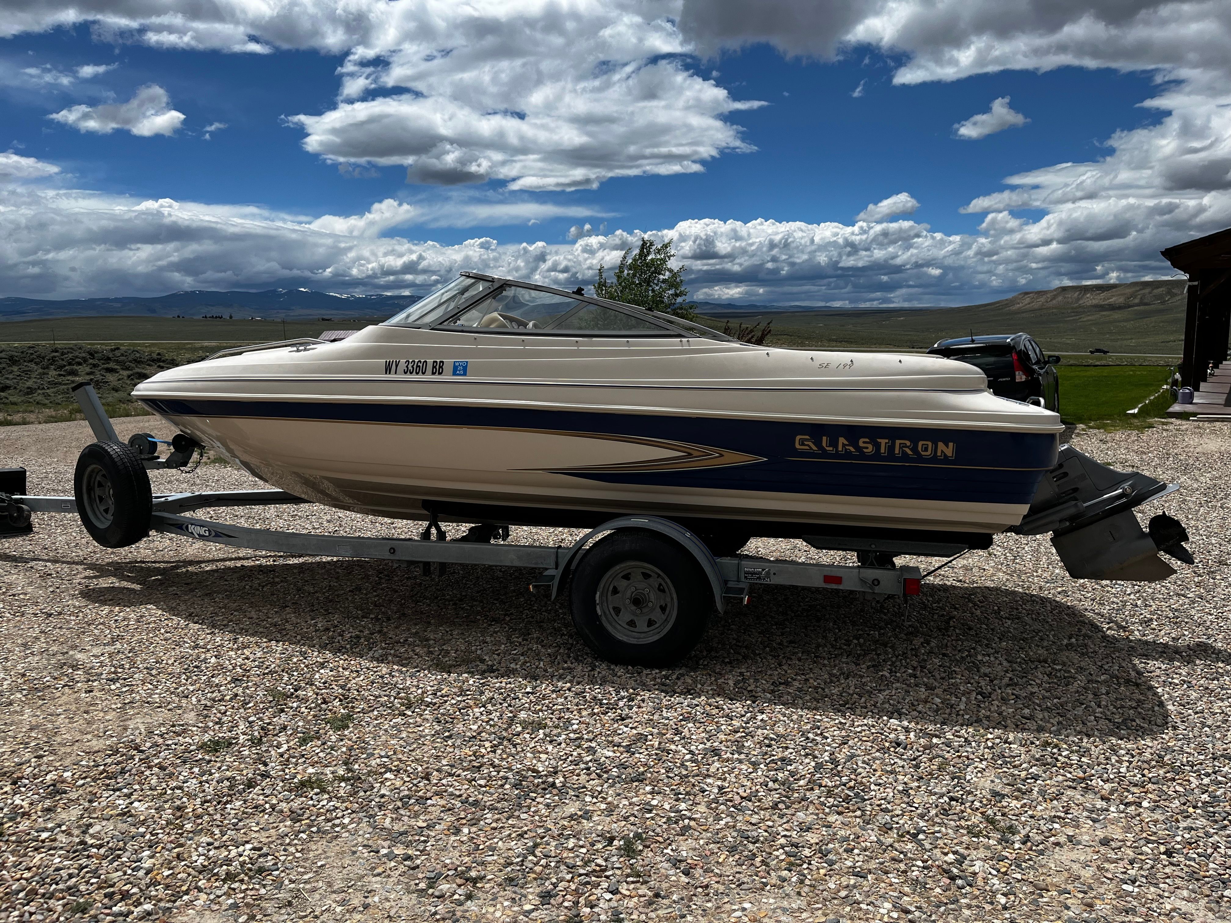 1998 Glastron SE199