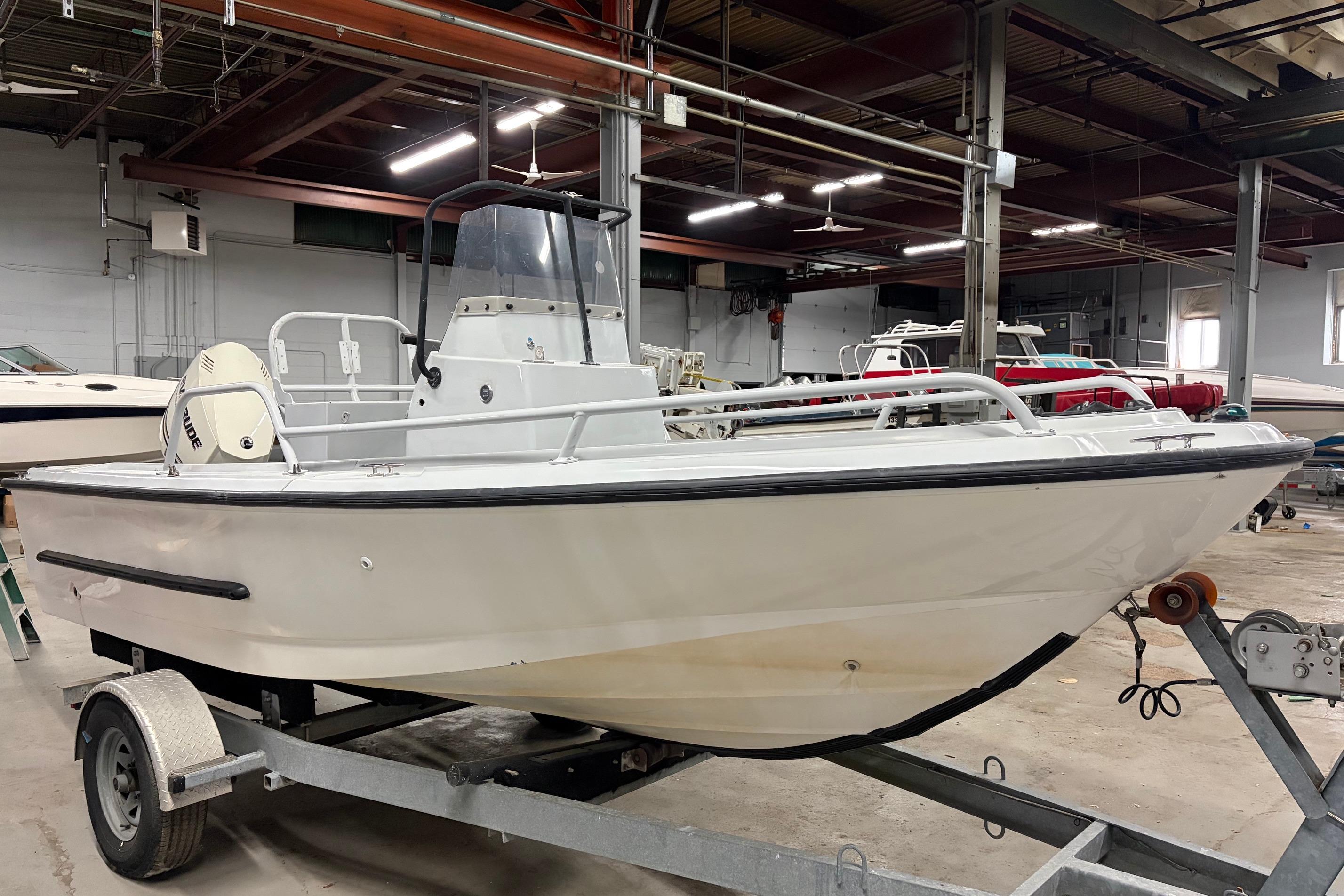 2001 Boston Whaler Justice