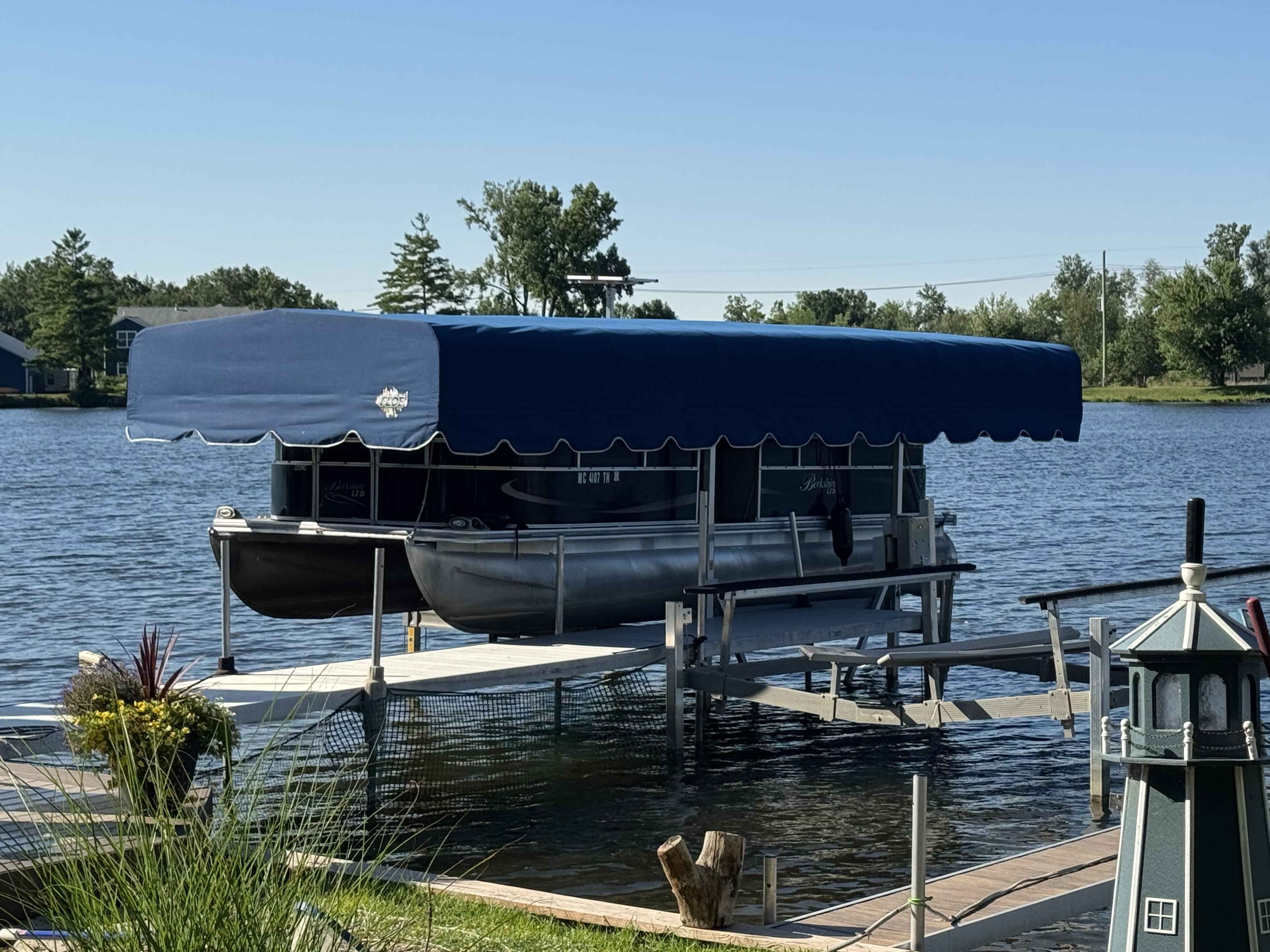 2011 Berkshire 221FC