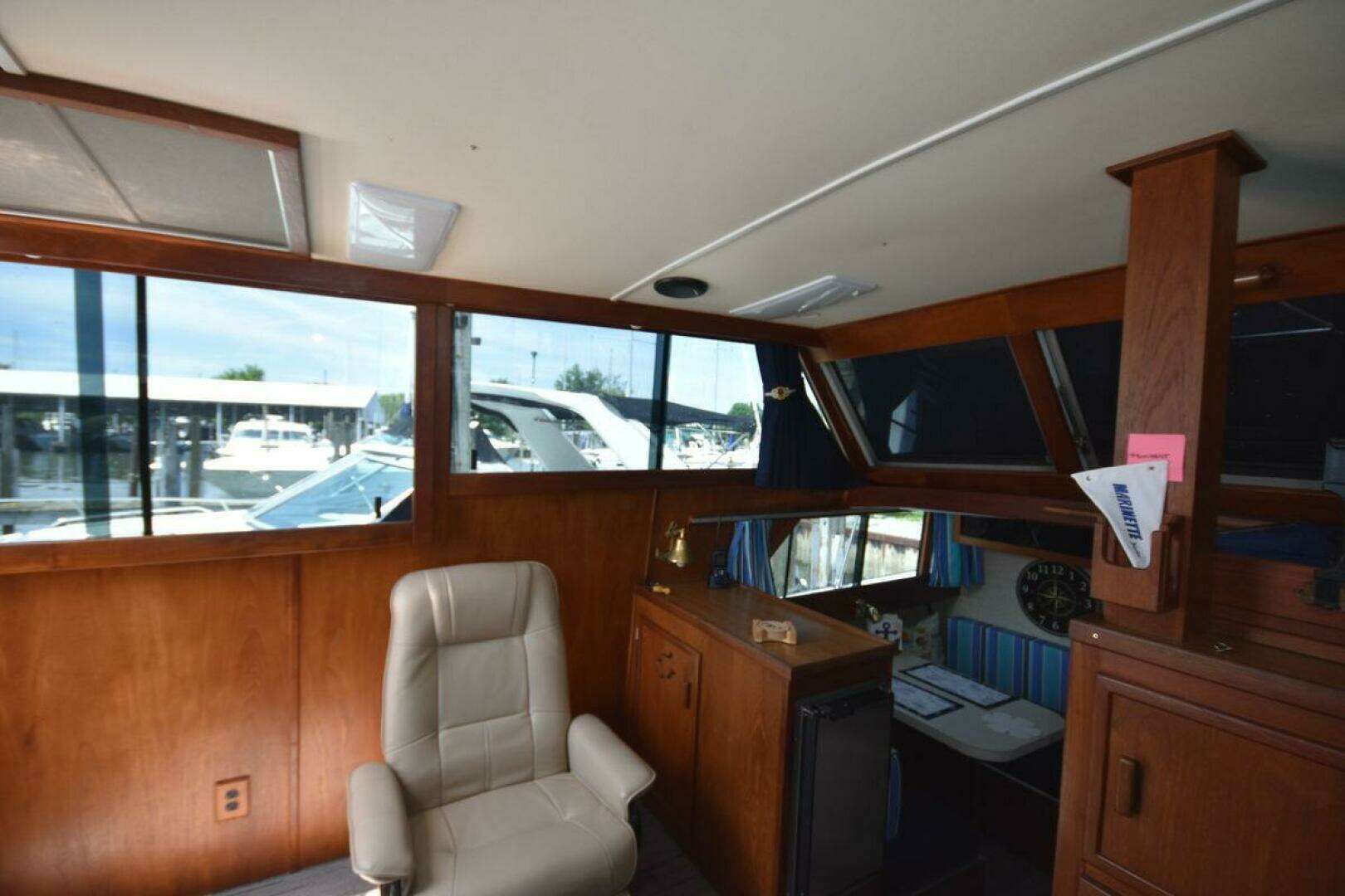 1985 Marinette 39 Double Cabin - Image 44