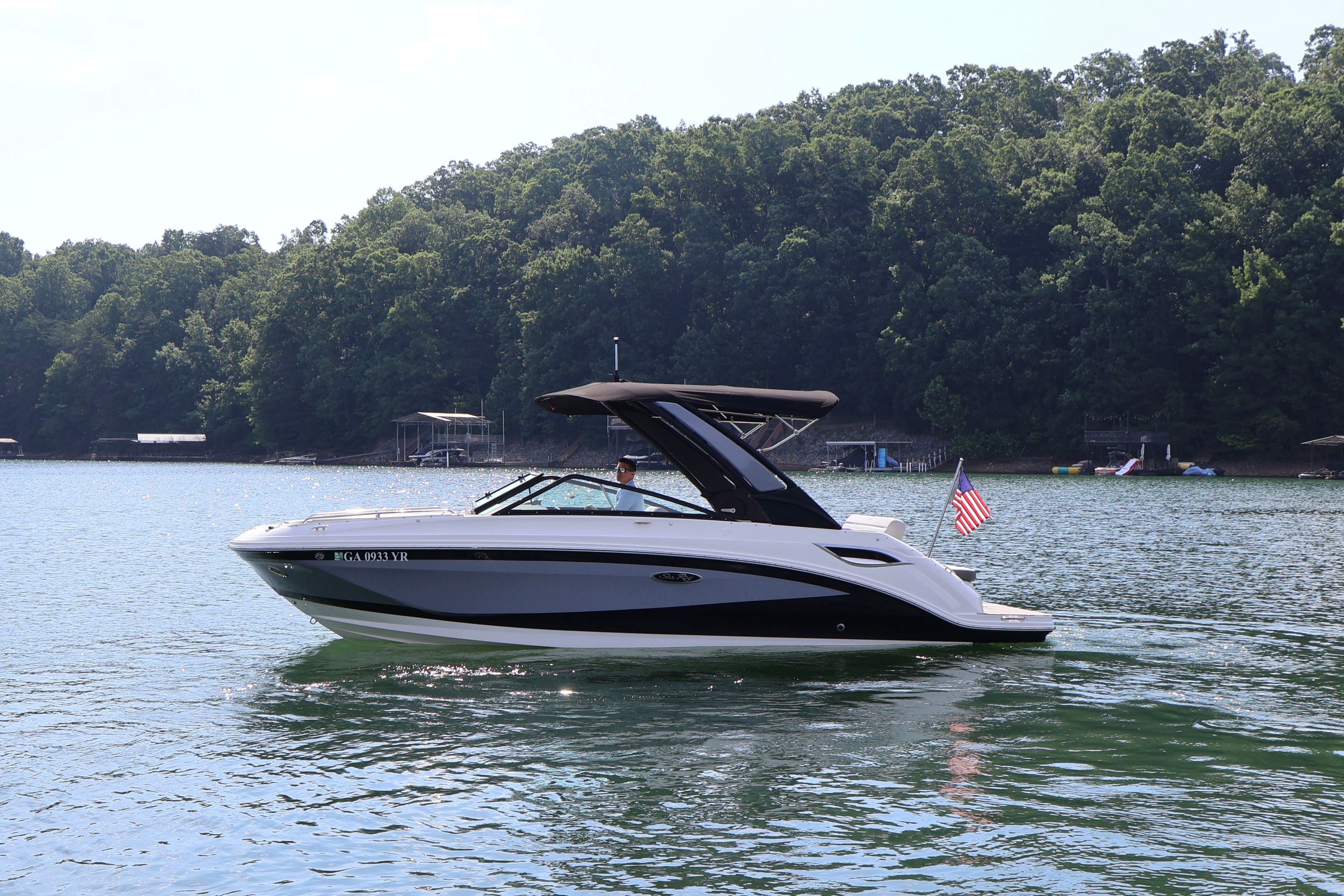 2022 Sea Ray SDX 250
