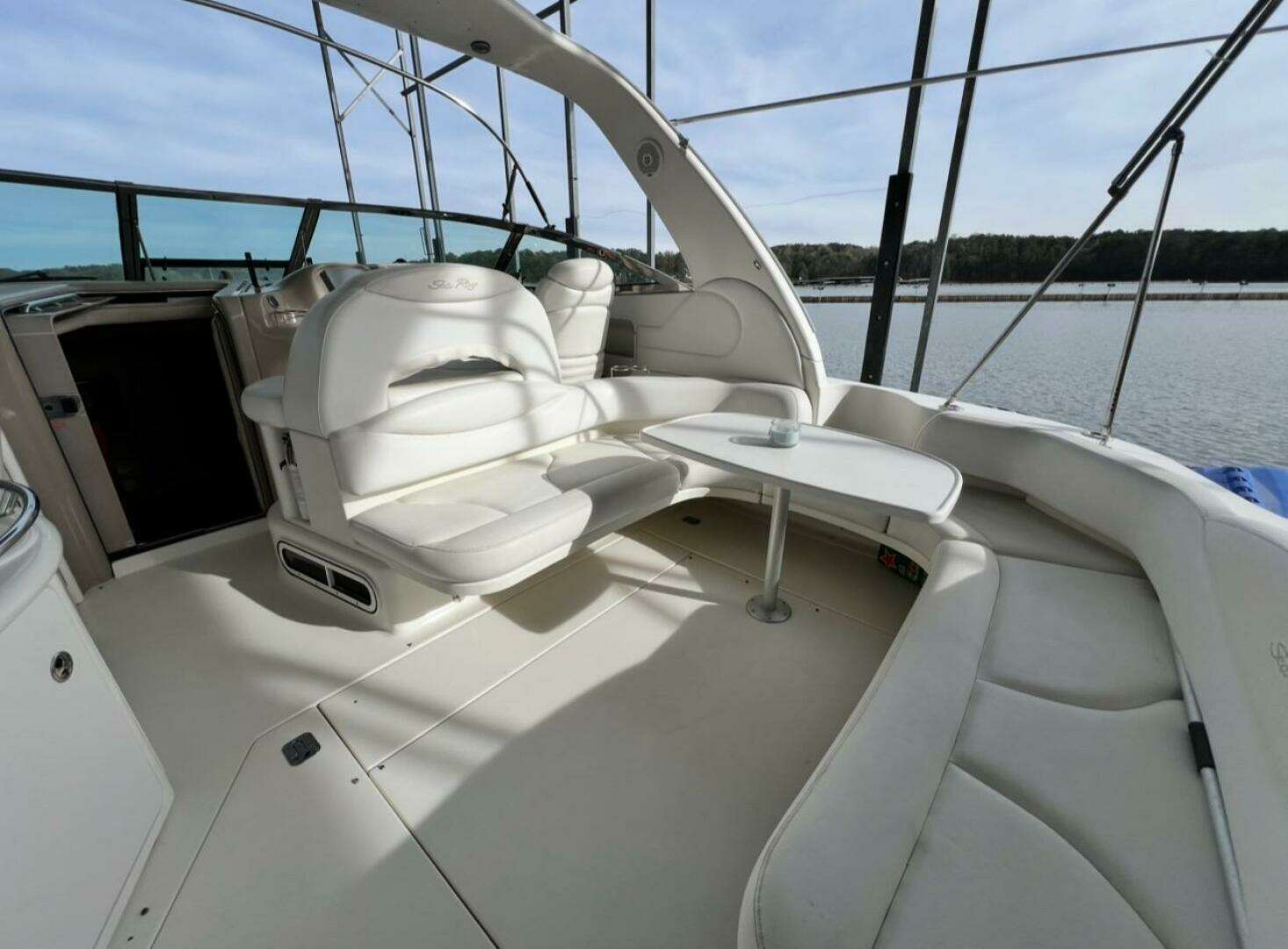 2001 Sea Ray 380 Sundancer - Image 6