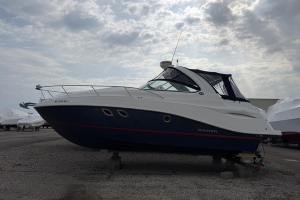 2016 Rinker 310 Express