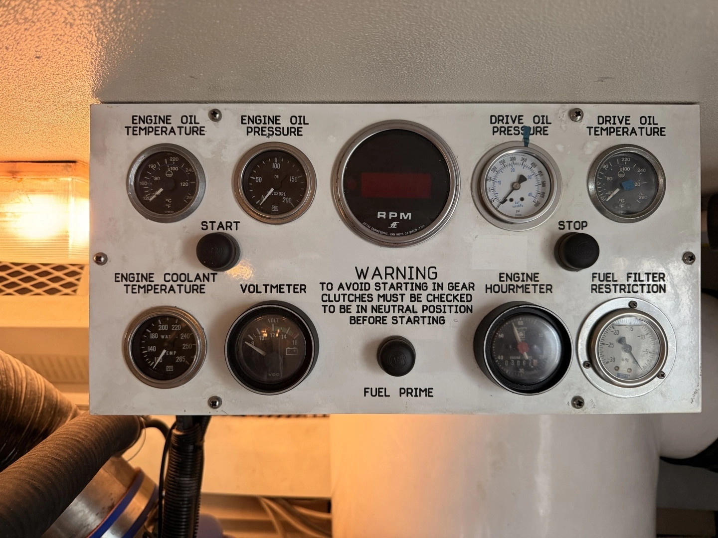 1994 Viking 50 Convertible - Image 37
