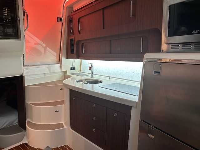 2024 Grady-White Express 370 - 10
