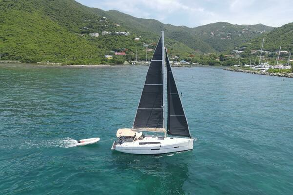 2015 Dufour 382 Grand Large
