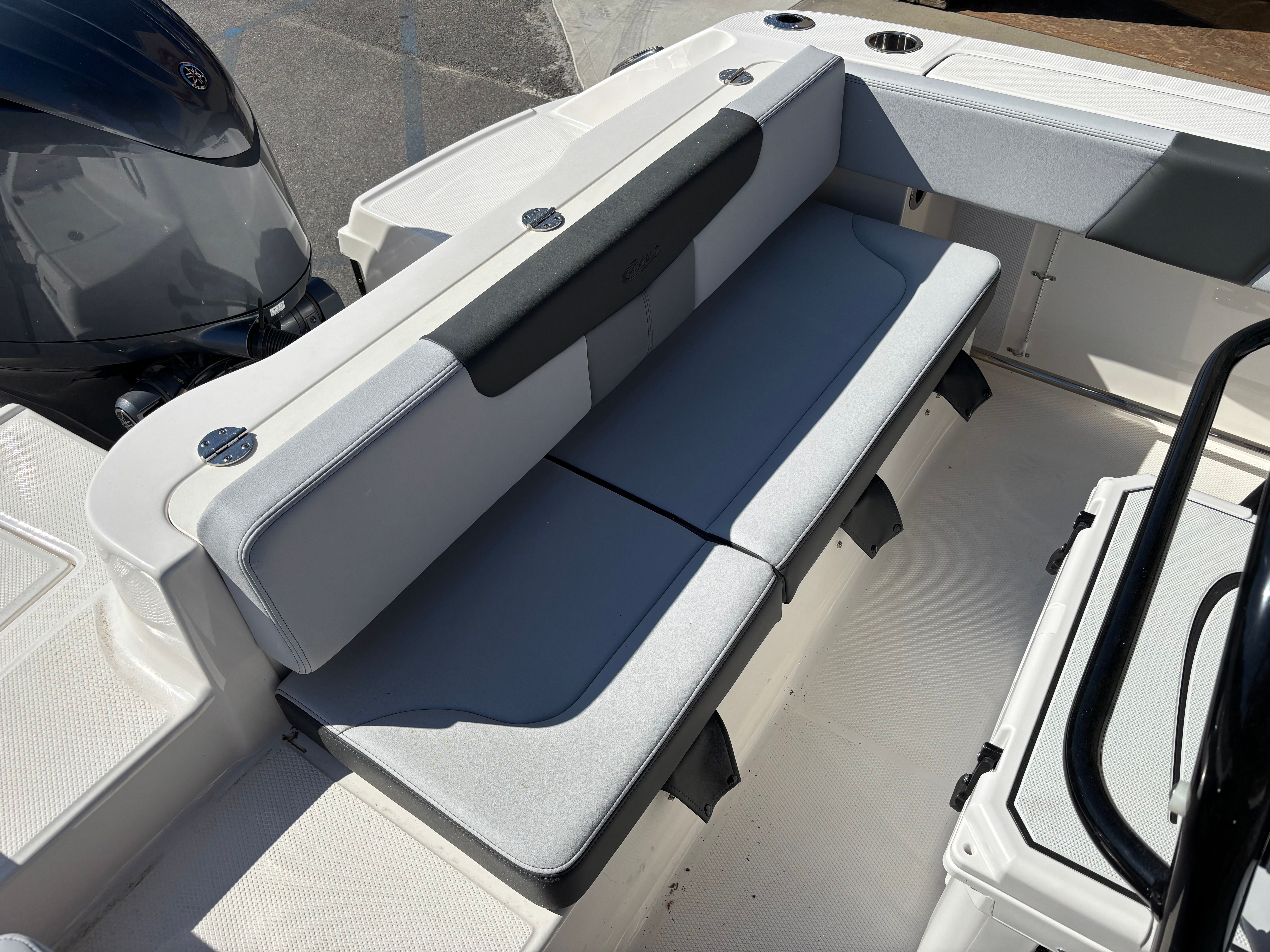 2026 ROBALO 202 EX - Image 12