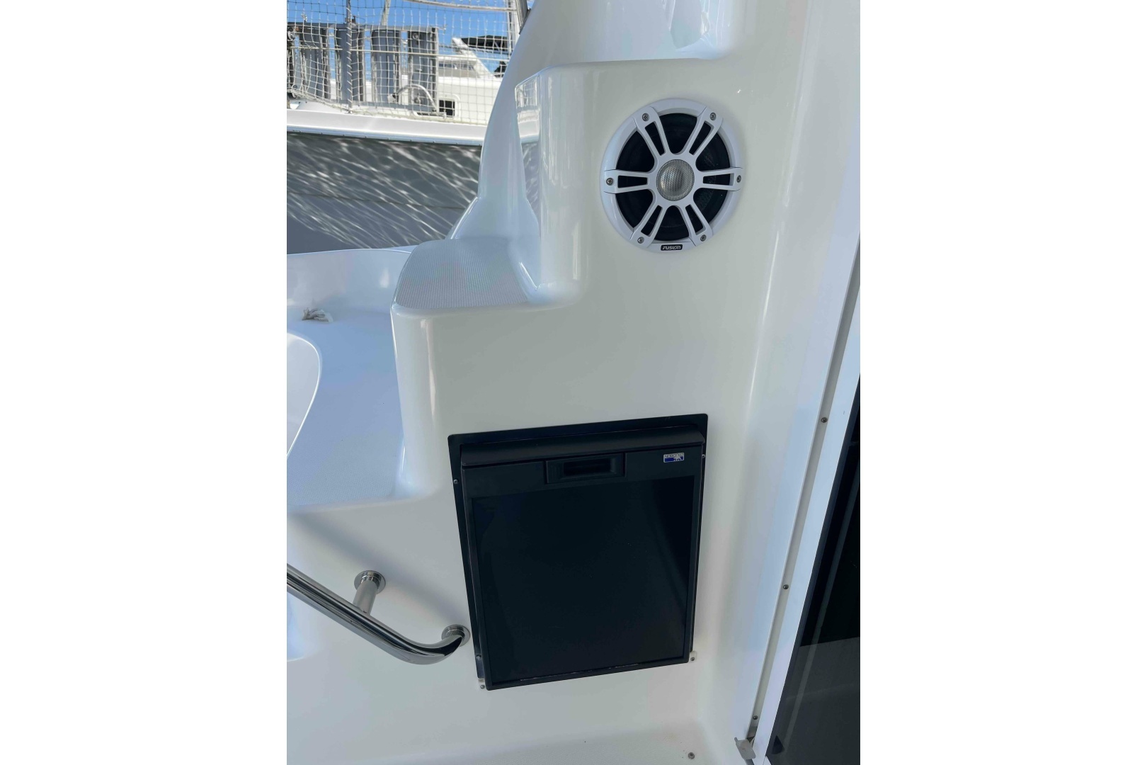 2005 Sea Ray 420 Sedan Bridge - Image 24