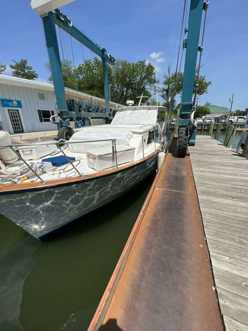 1972 Matthews 4 Flush Deck - Image 7