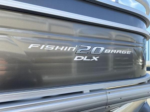 2025 Sun Tracker Fishin' Barge 20 DLX boat exterior detail.