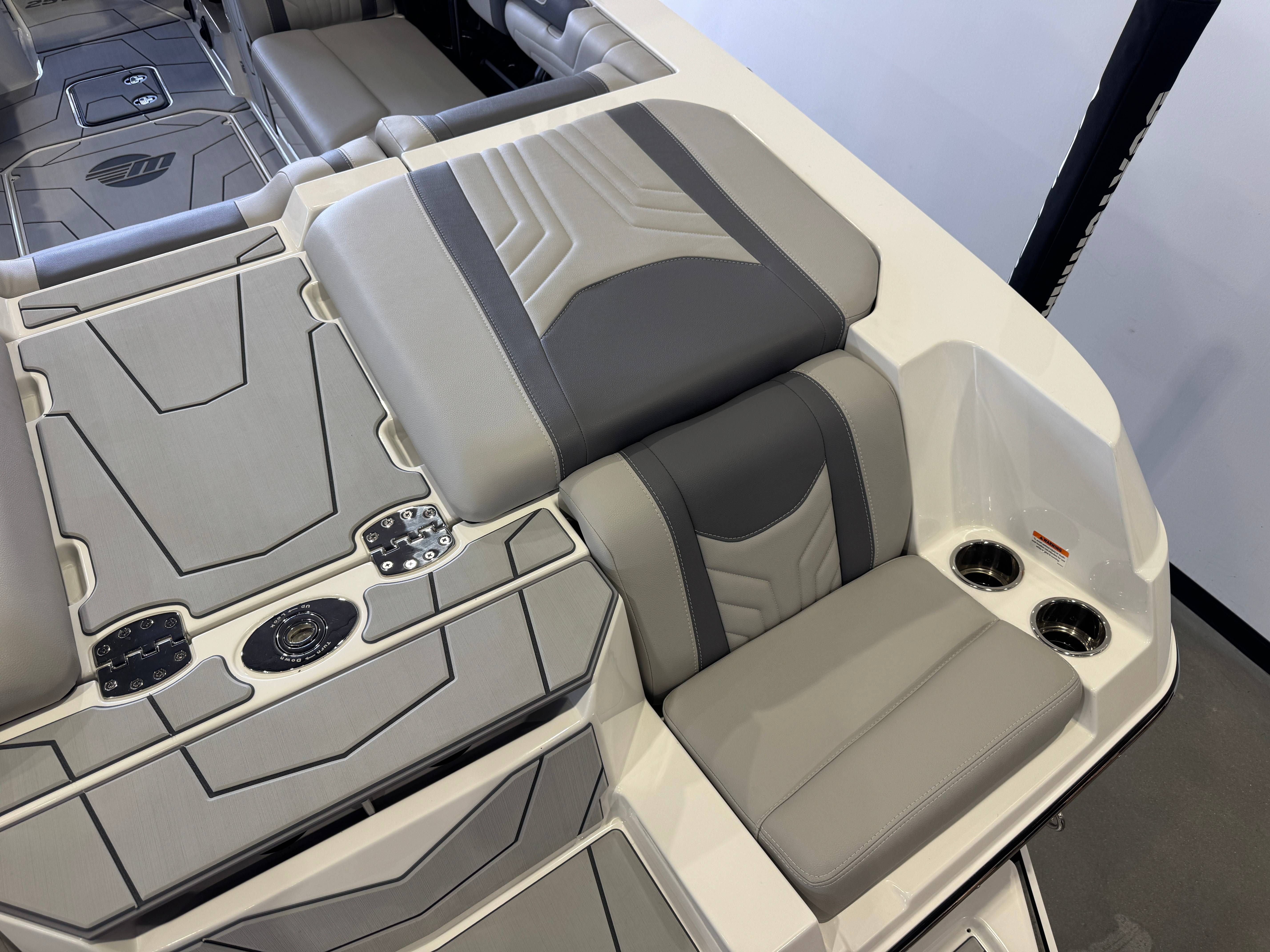 2026 Malibu Wakesetter 25 LSV - 11