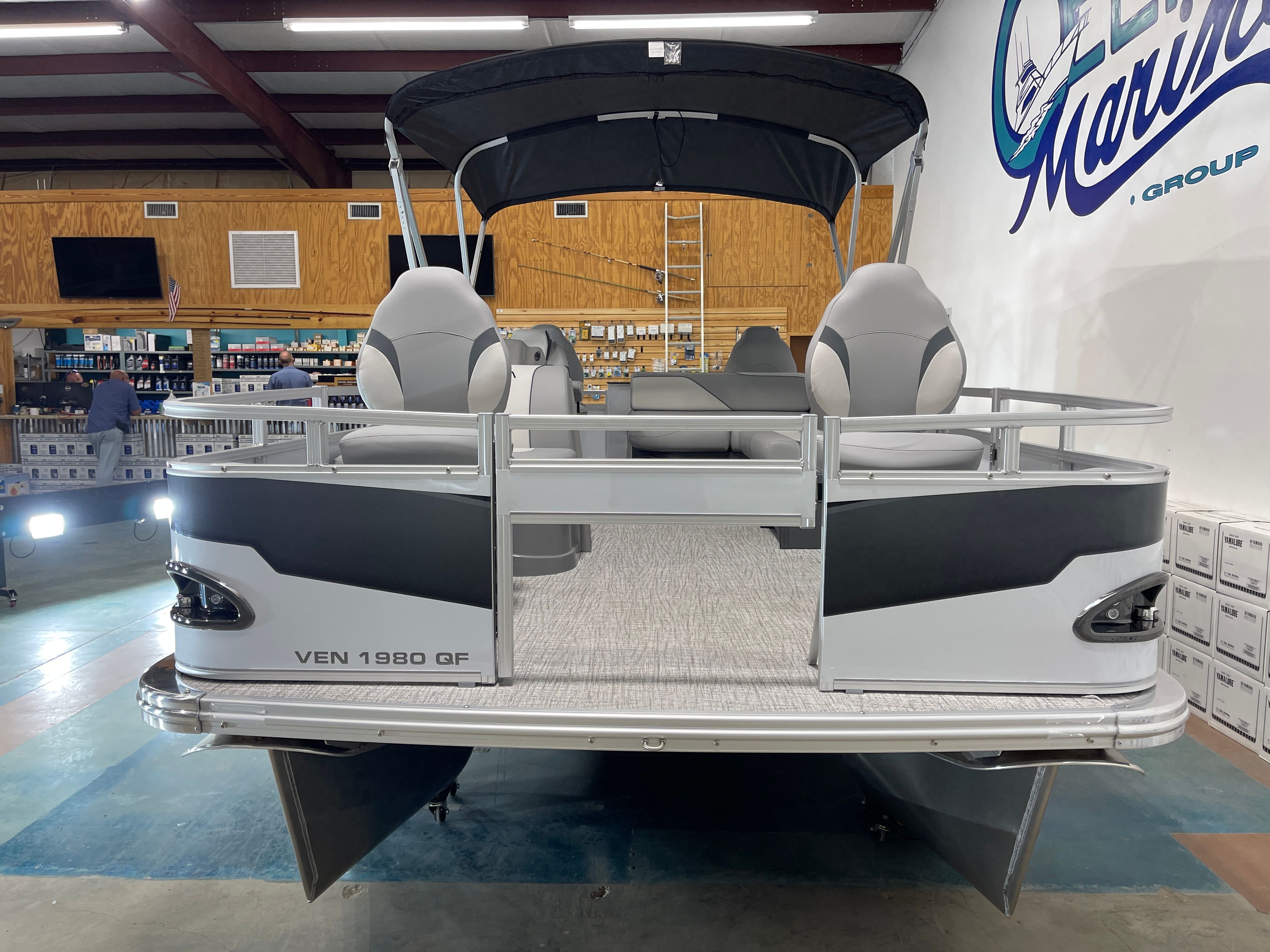 2026 Avalon Venture Quad Fish - 19' - 5
