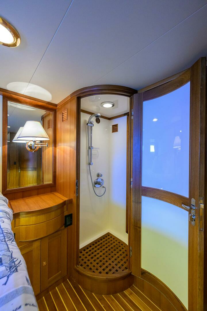 2011 Marlow 97 Explorer - Image 30