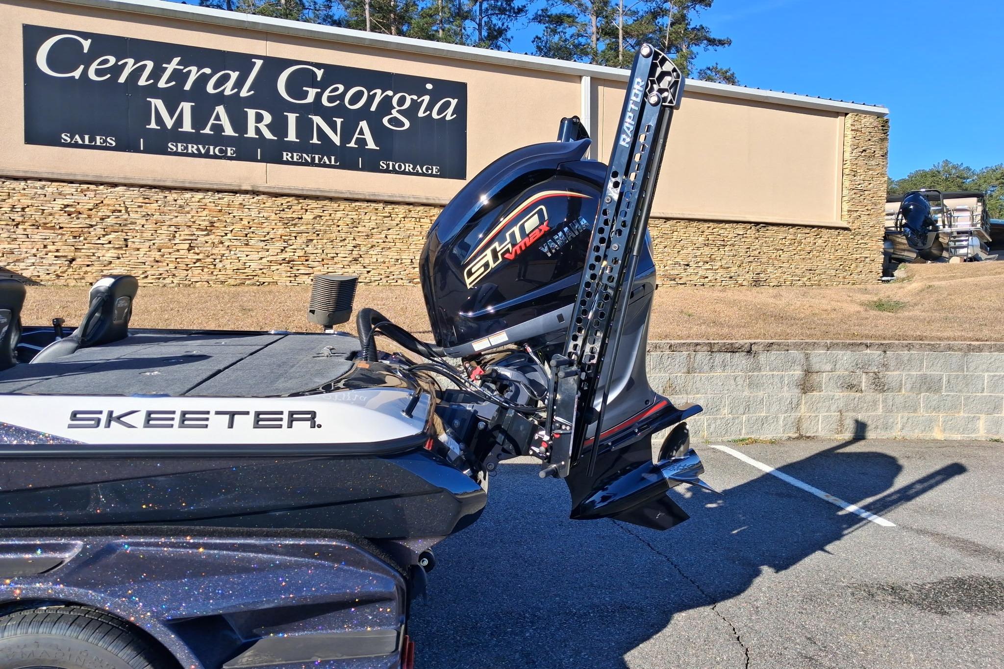 2026 Skeeter FXR21 FLEX boat at Central Georgia Marina with powerful engine.