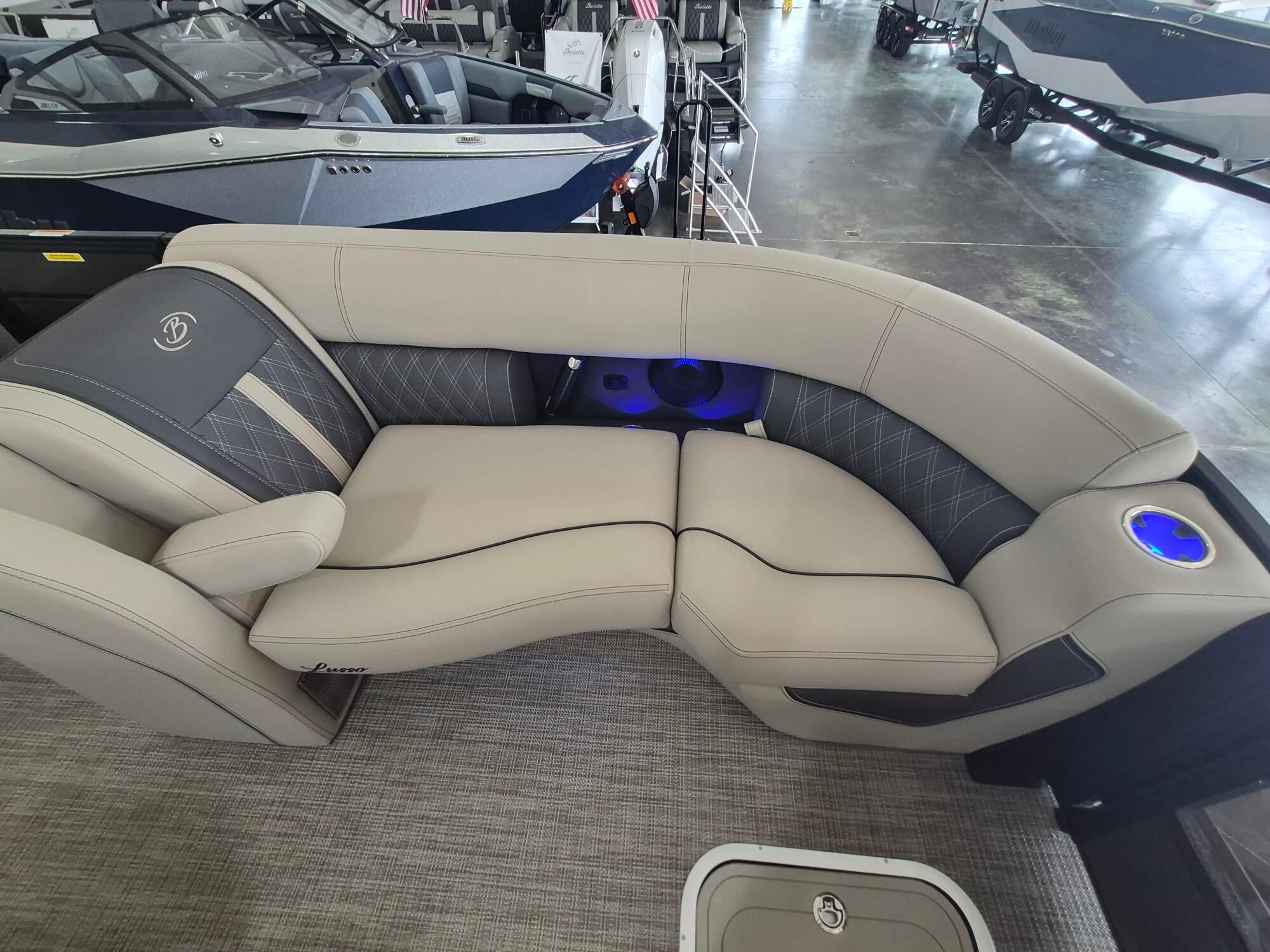 2023 BARLETTA L25M - Image 6