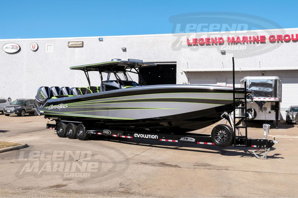 2026 Nor-Tech 390 Sport Center Console