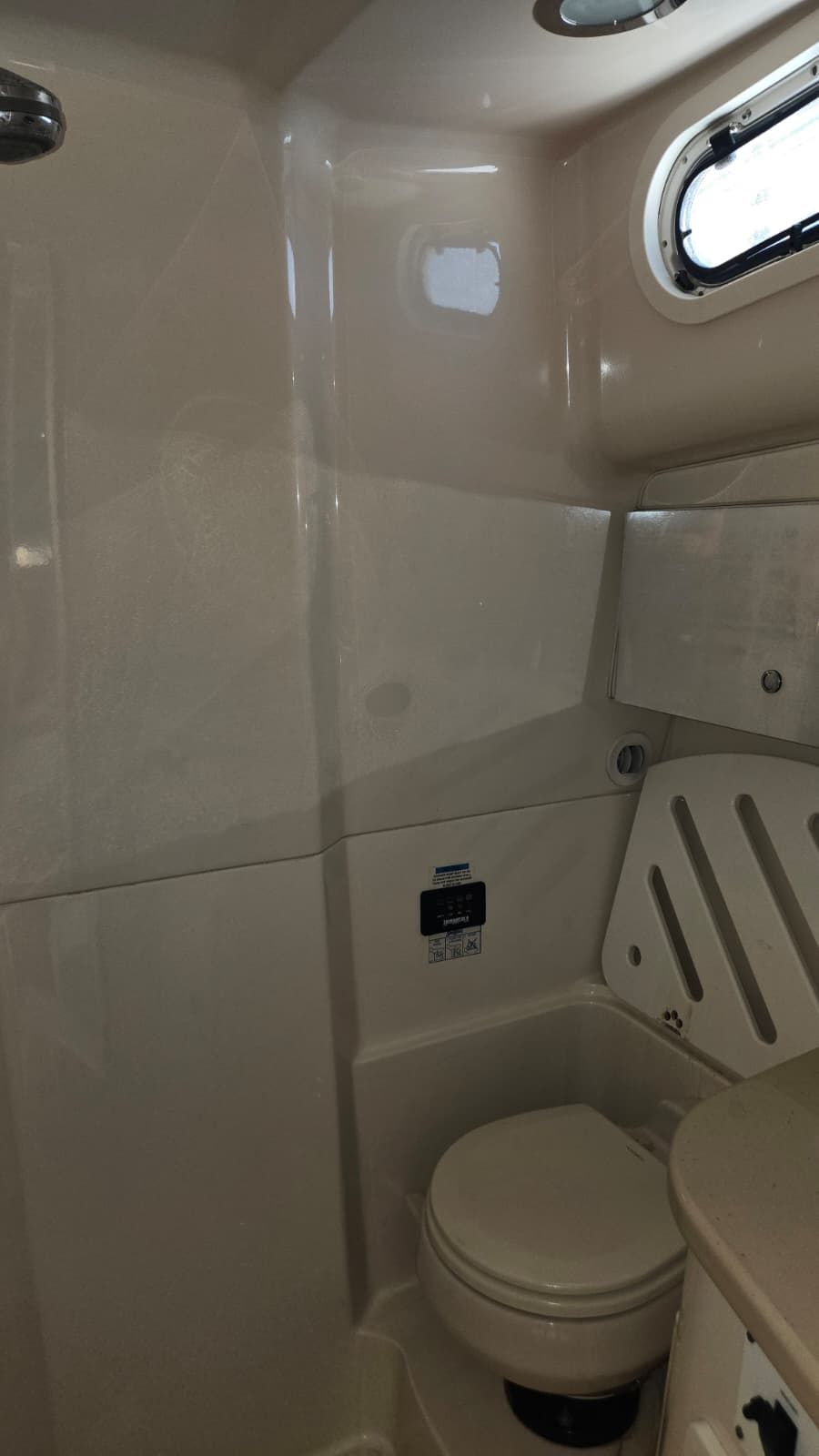 2006 Wellcraft Coastal 360 - 35
