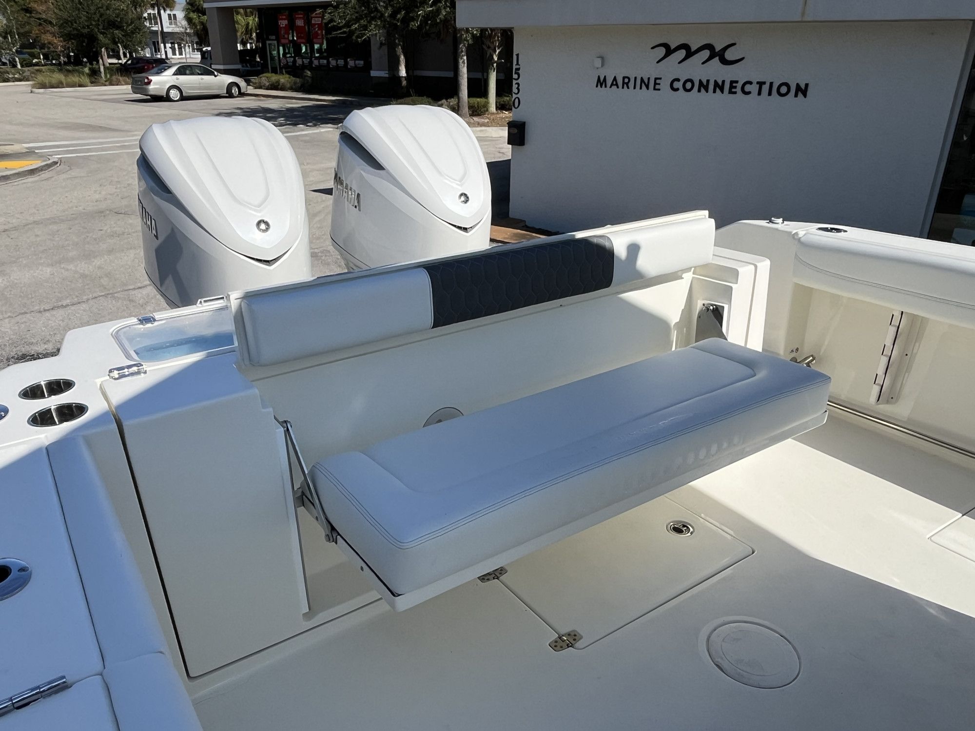 2026 Cobia 320 Center Console - 27