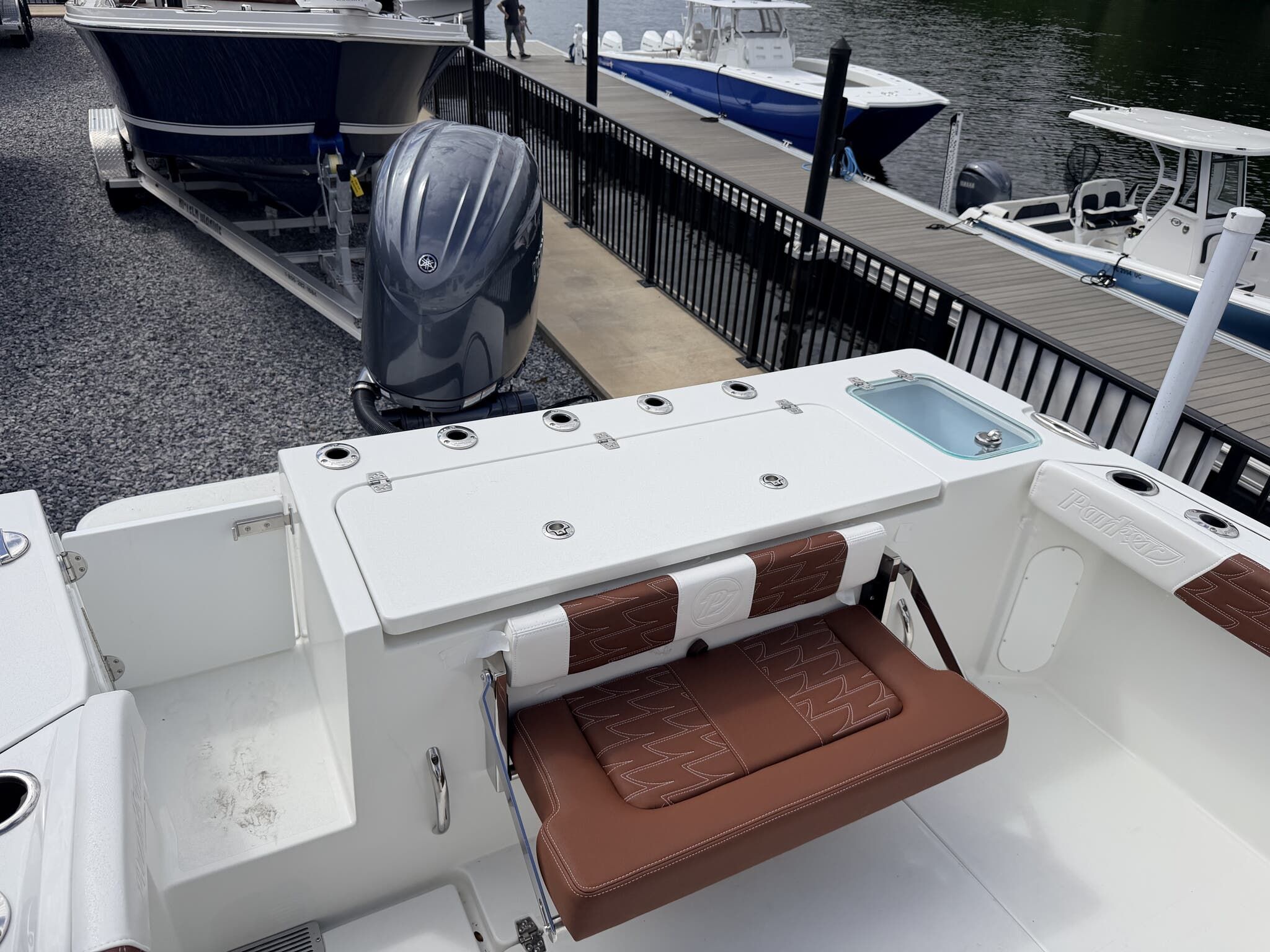 2026 Parker 227 Explorer WITH AC AND SEAKEEPER RIDE - 4