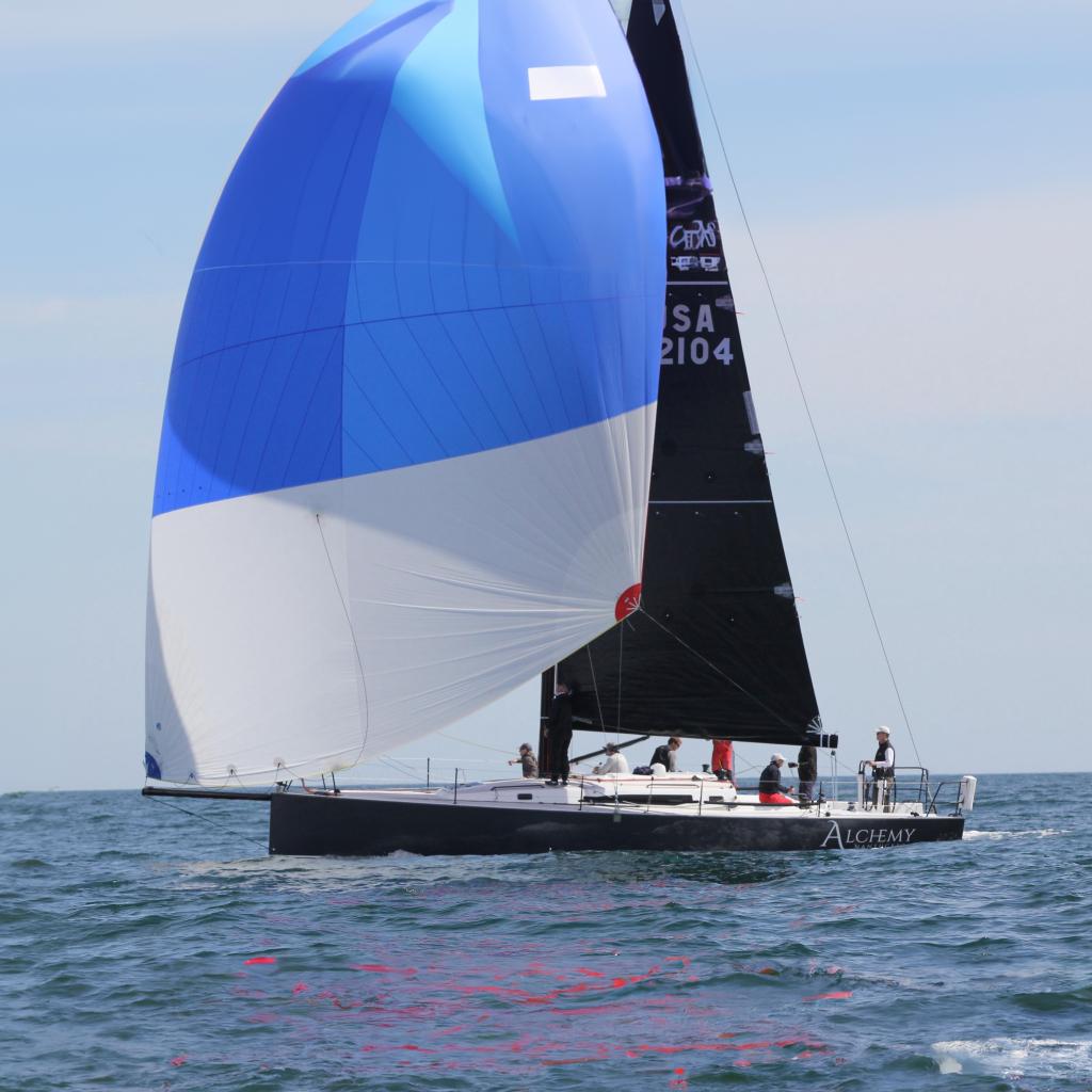 2018 J Boats J/121