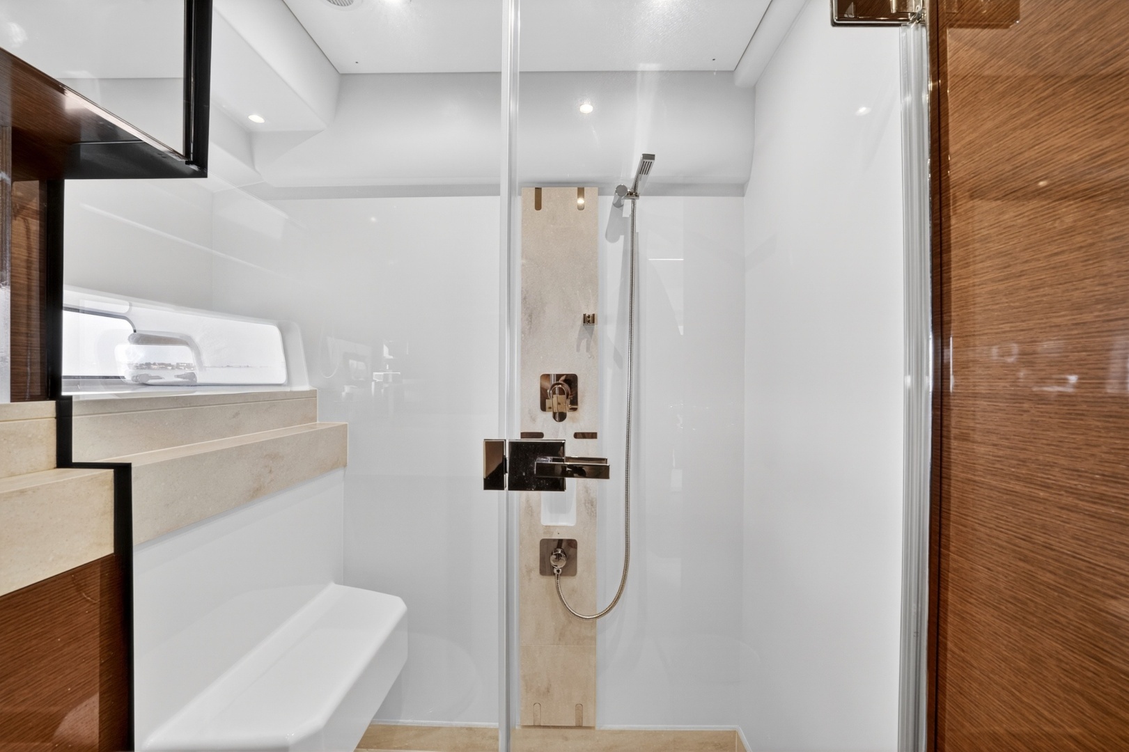 2023 Prestige 590 - Image 54