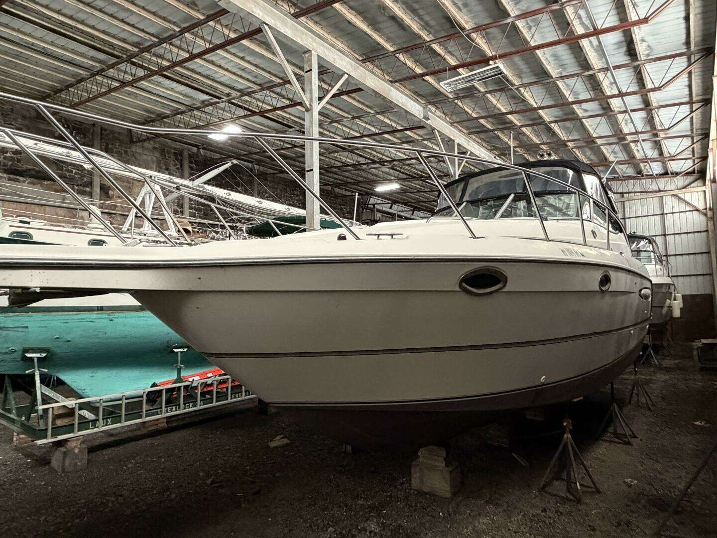 2001 Maxum 3300 SCR - Image 44