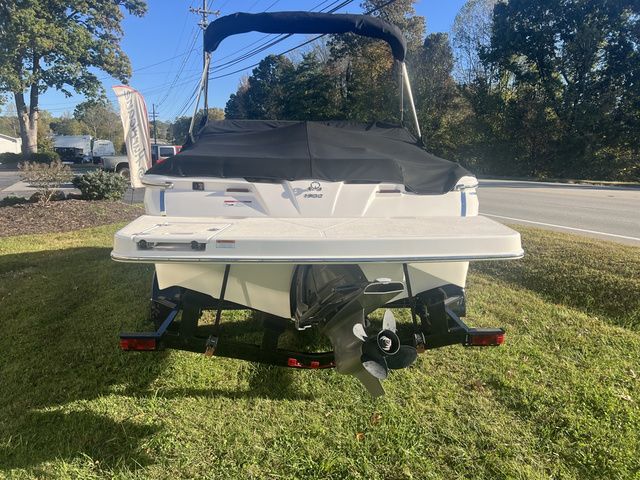 2014 Regal BOWRIDER 1900 - 4