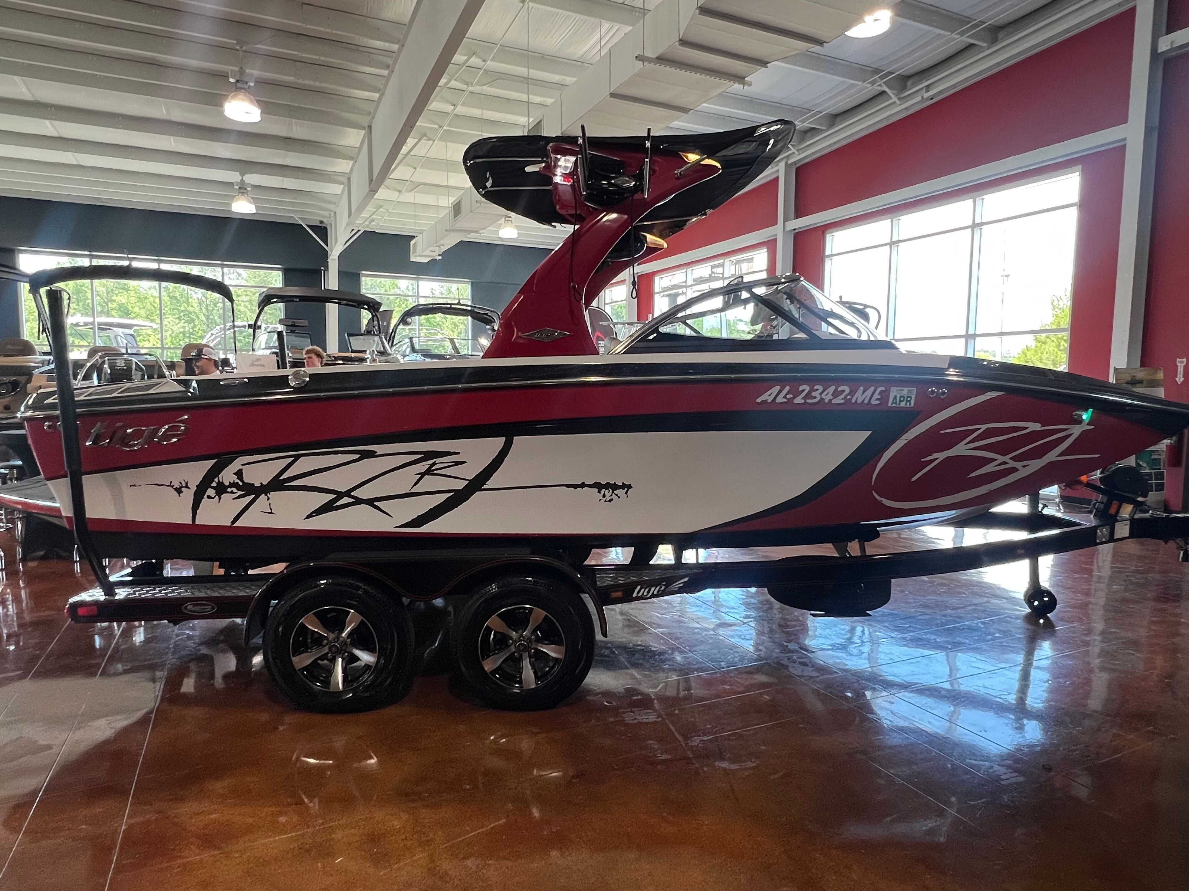 2012 TIGE RZR - Image 27