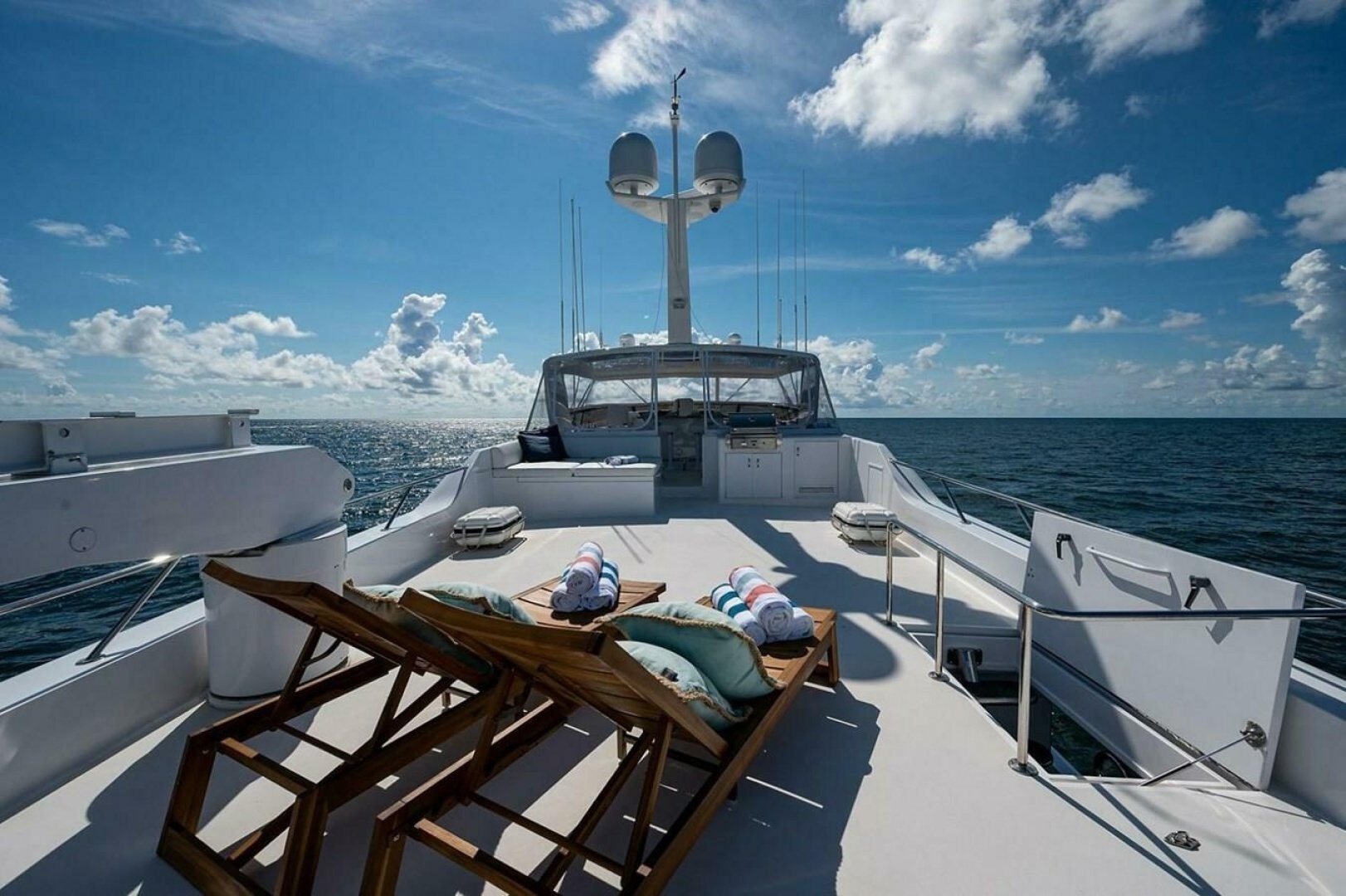 2003 Hatteras 100 Raised Pilothouse - Image 19