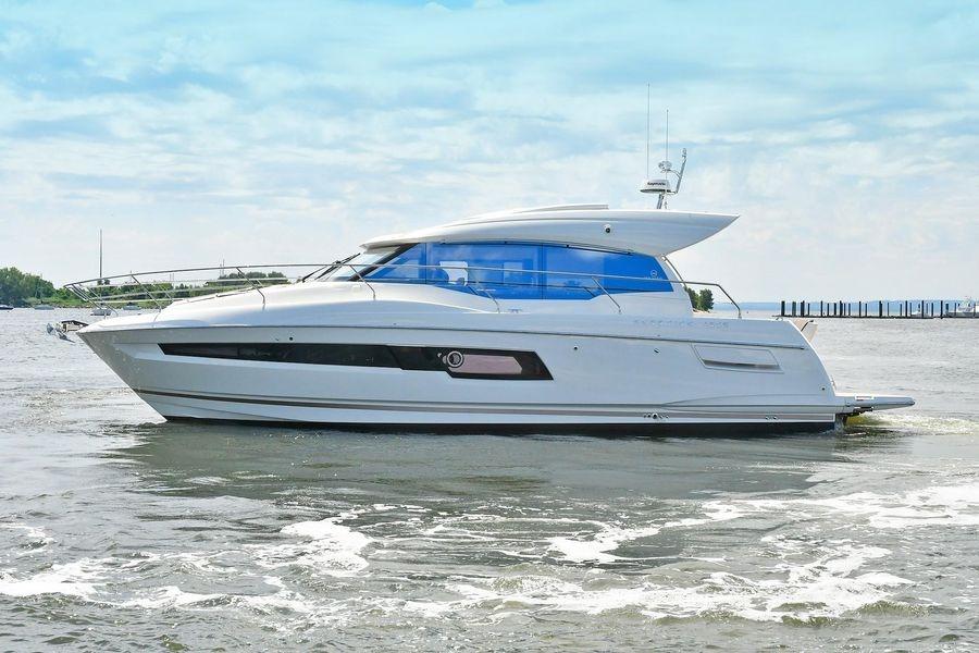 2020 Prestige 460