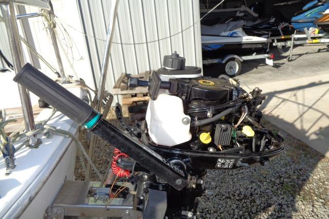 Outboard motor on a 2007 Sanibel by International Marine 18 Pocket Cruiser.