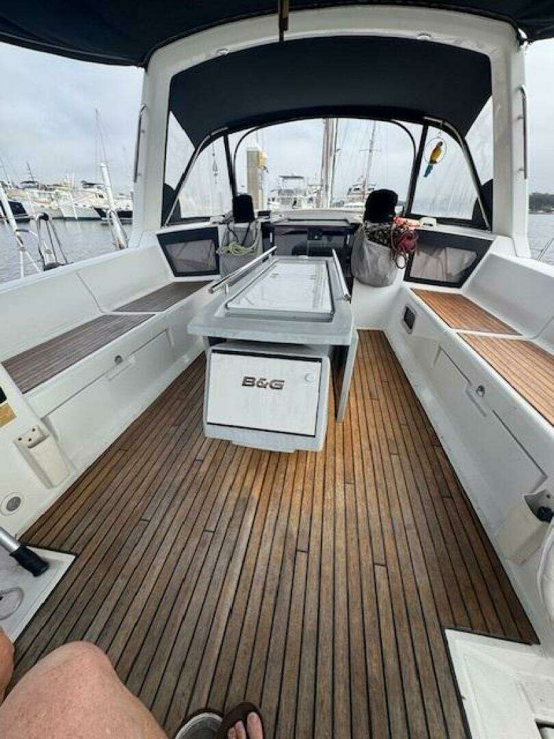 2014 Beneteau 45 - Image 3