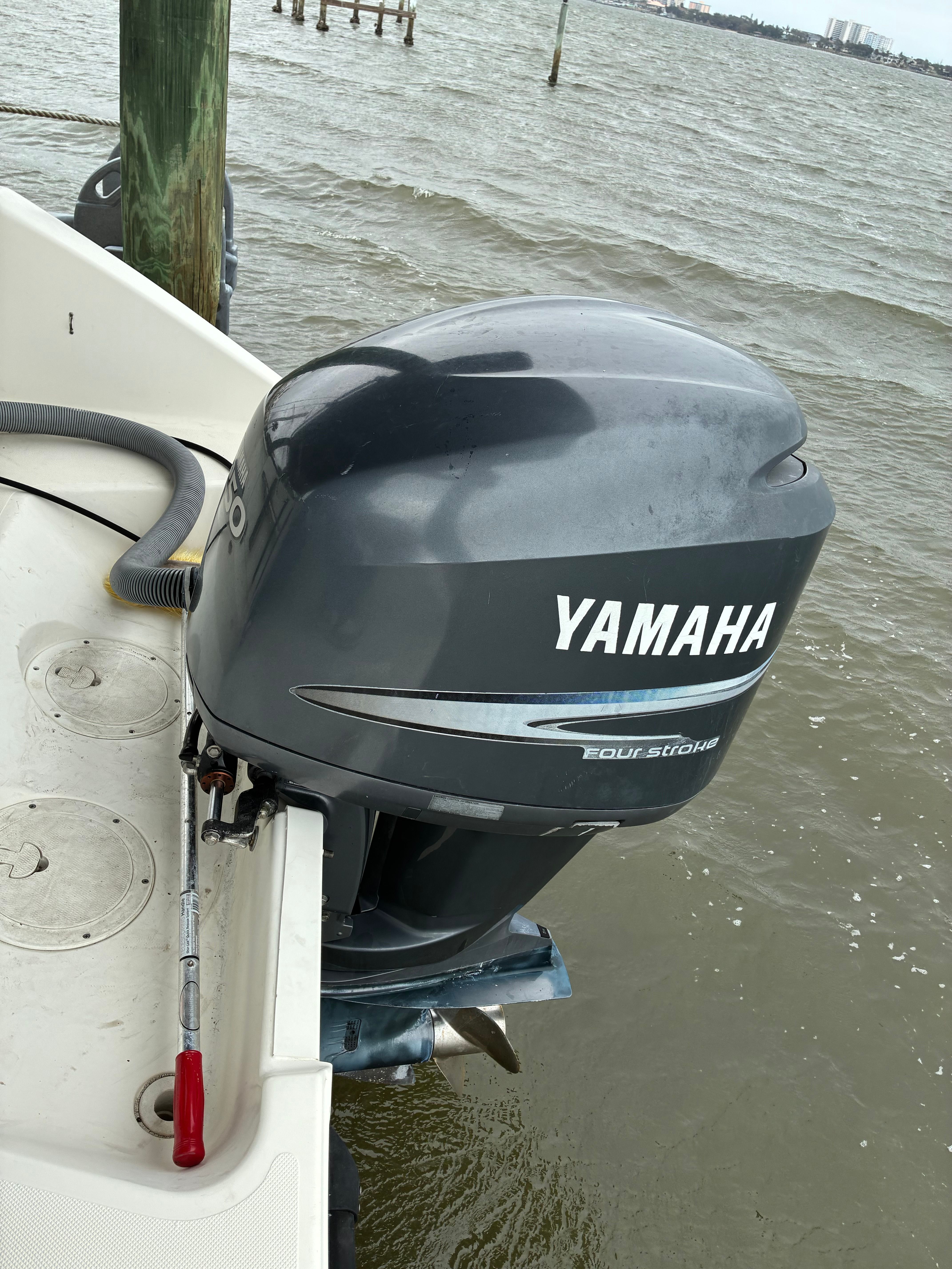 2005 Pursuit 2570 Offshore - 14