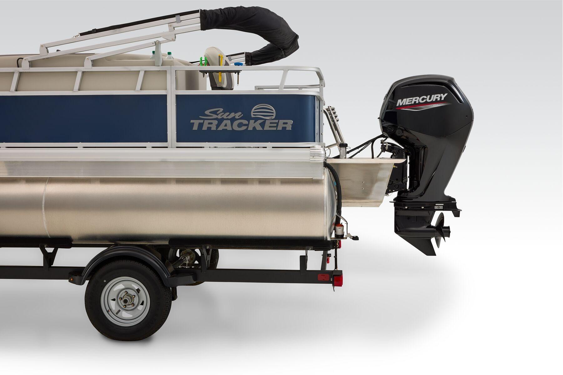 2026 Sun Tracker Bass Buggy 18 DLX - 78