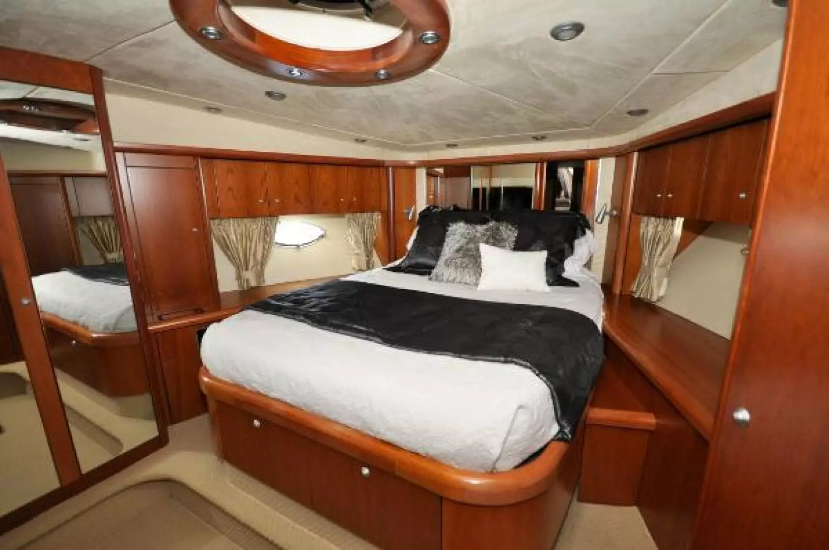 2006 Sunseeker Predator - Image 25