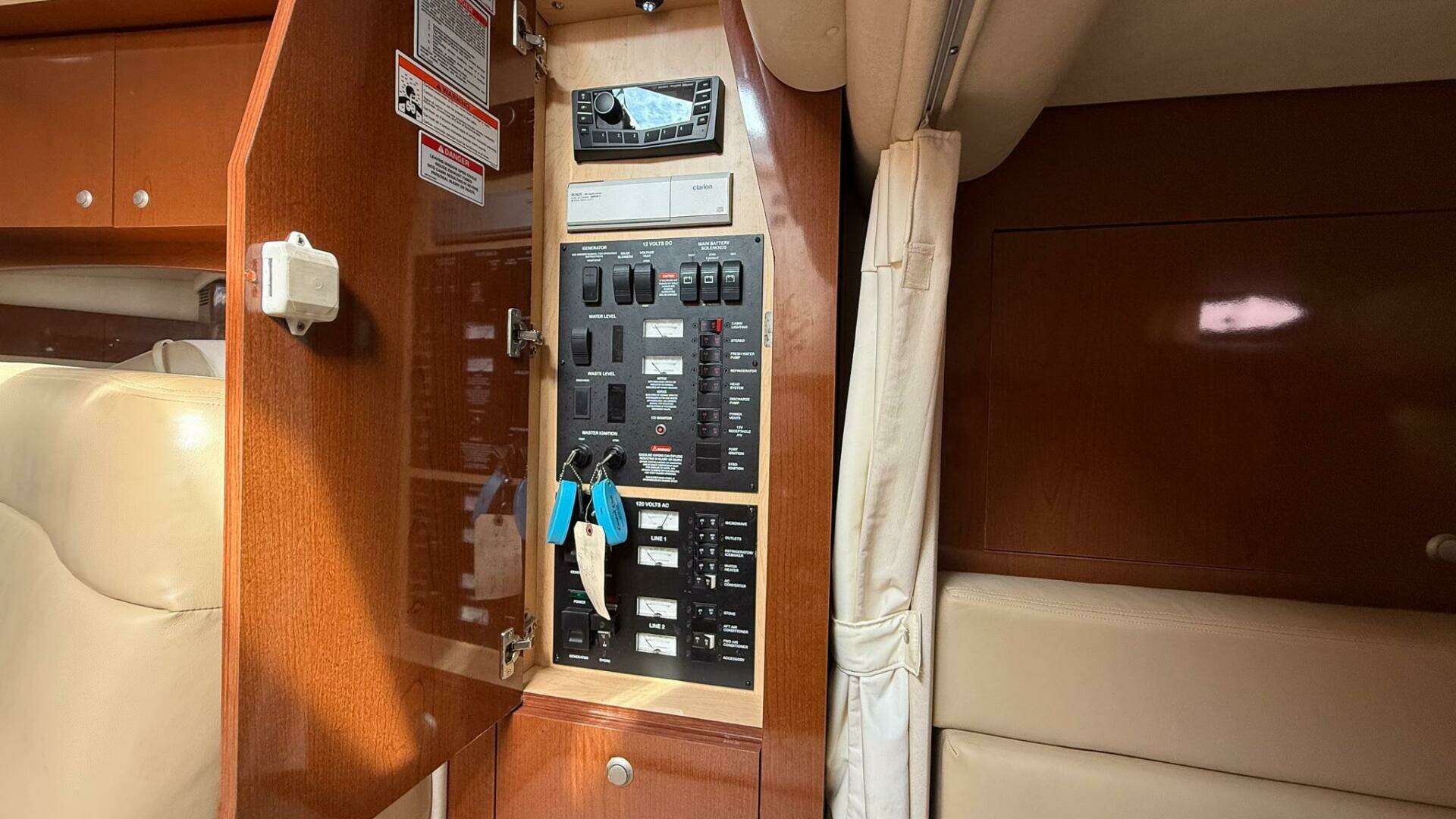 2008 Sea Ray 340 Sundancer - Image 26