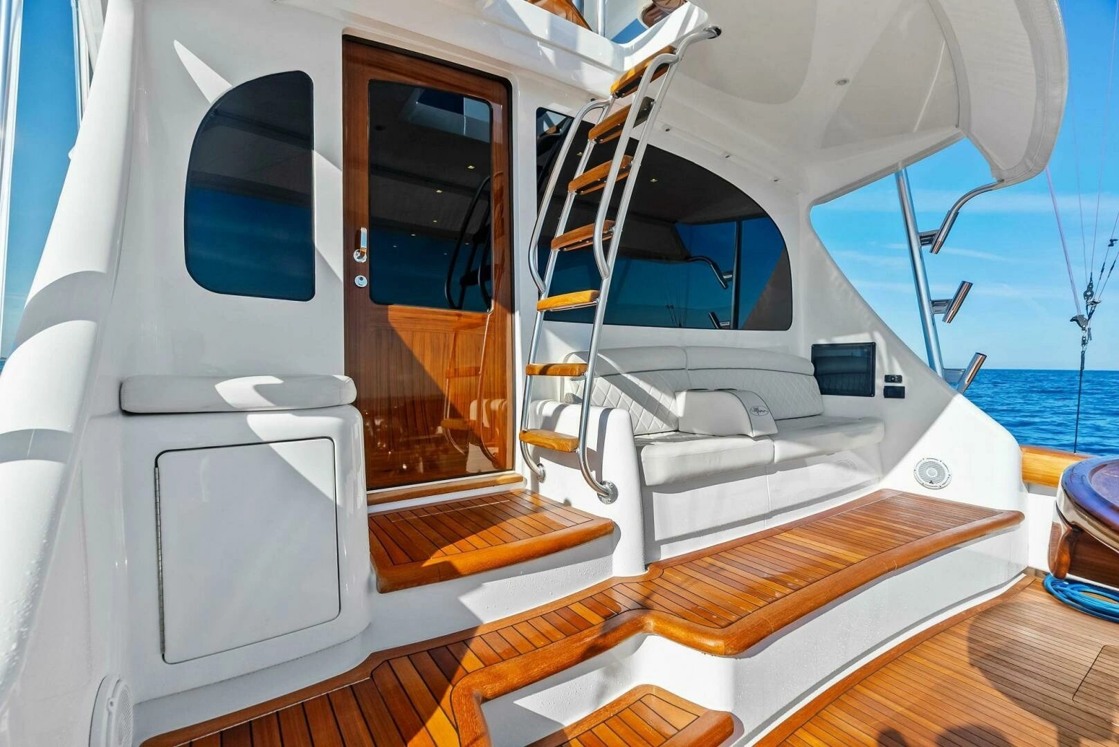 2023 Viking 64 Convertible - Image 43